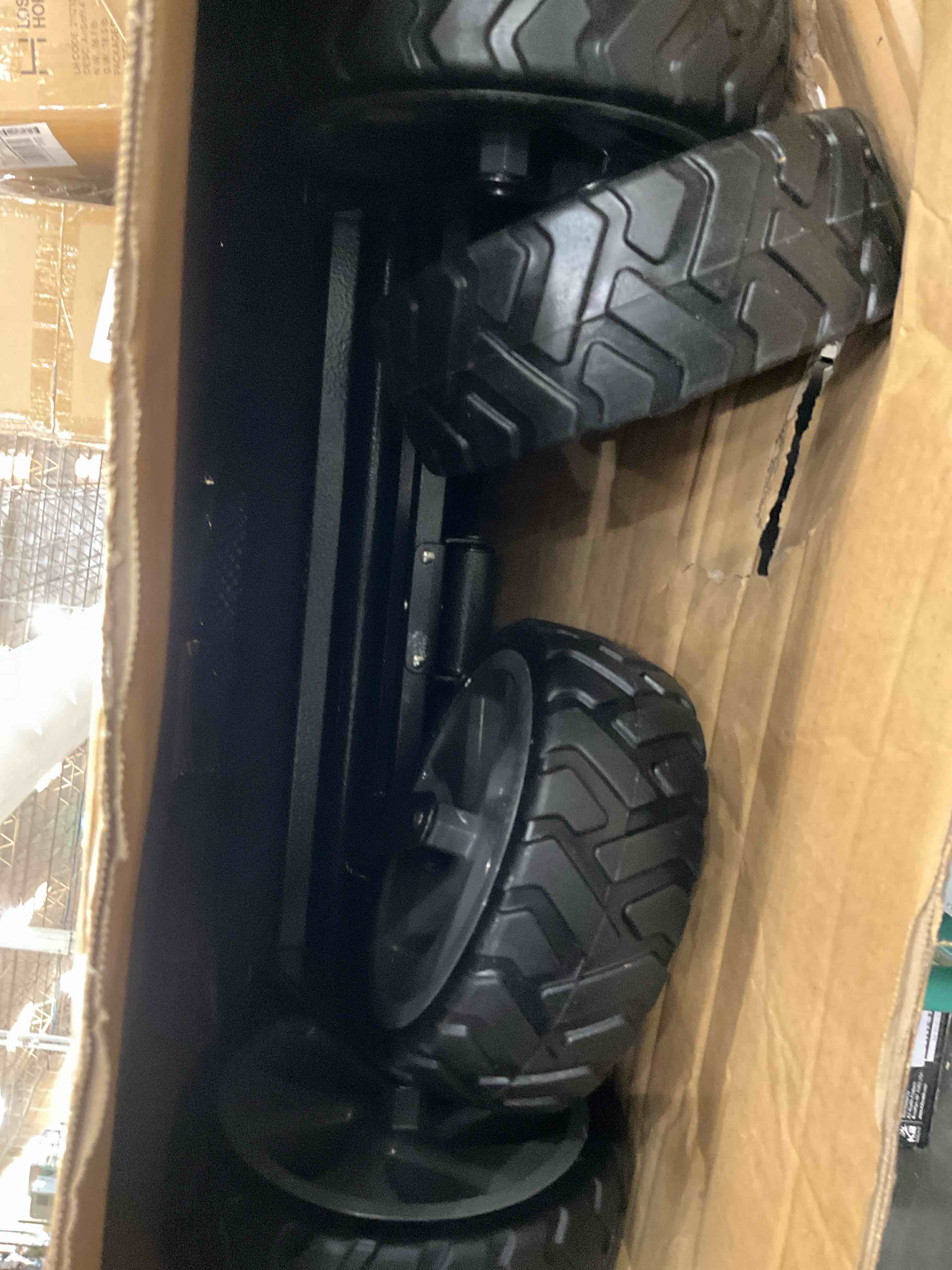 https://s3.amazonaws.com/lotting-images-prod/BargainHunt/EXS01563221_1717439245309.jpeg