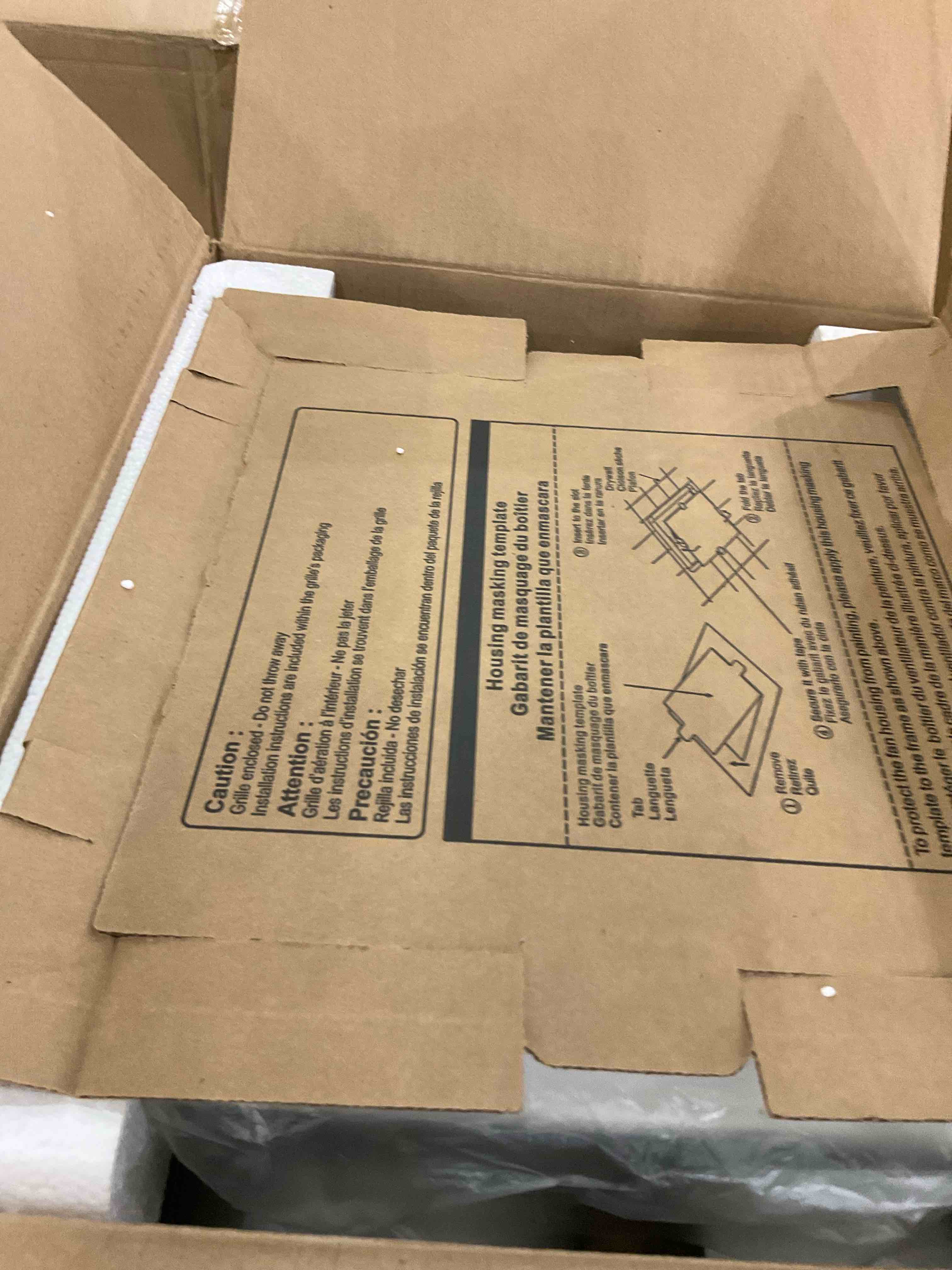 https://s3.amazonaws.com/lotting-images-prod/BargainHunt/EXS01563225_1717439742726.jpeg