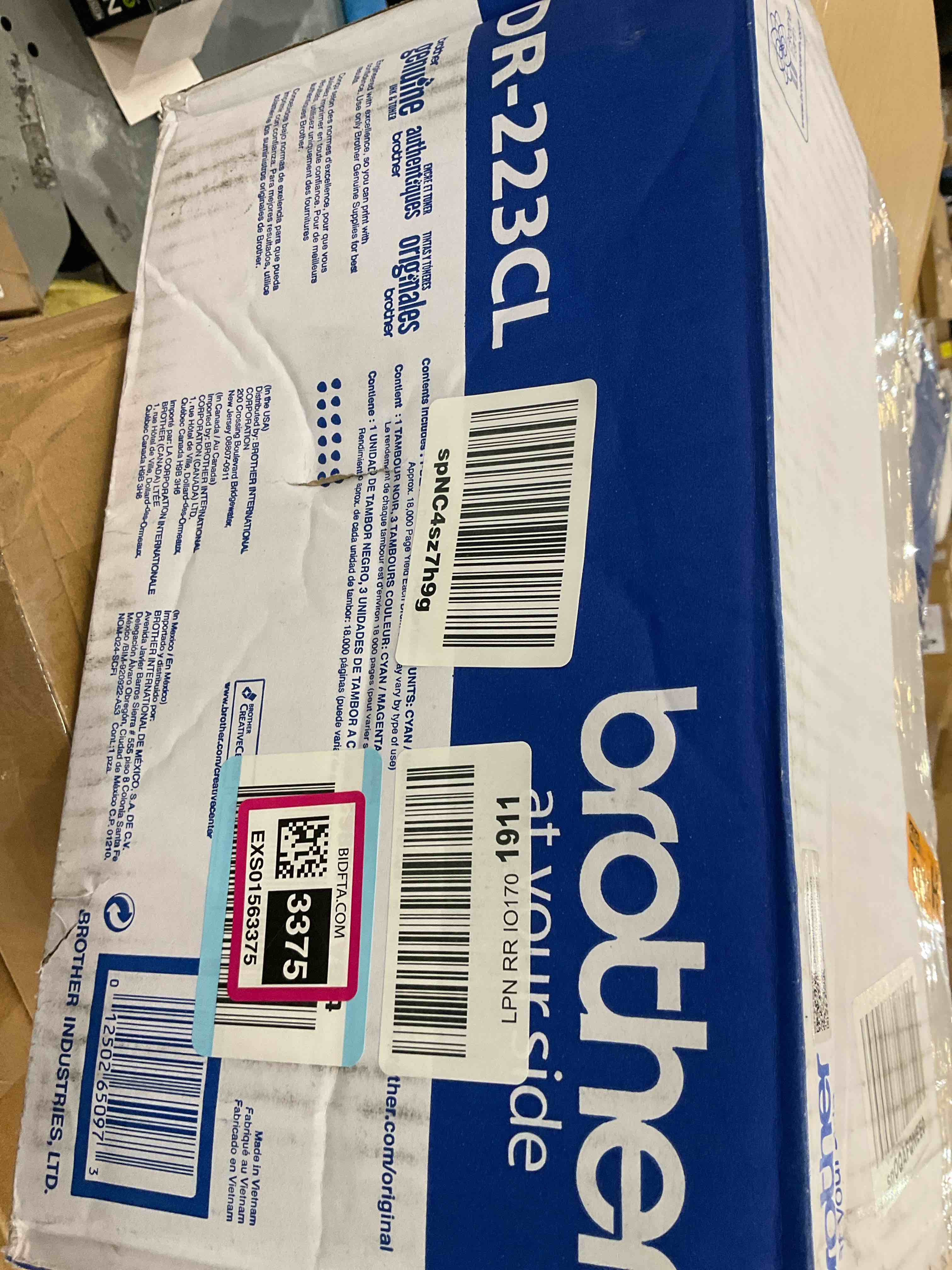 https://s3.amazonaws.com/lotting-images-prod/BargainHunt/EXS01563375_1717522833914.jpeg