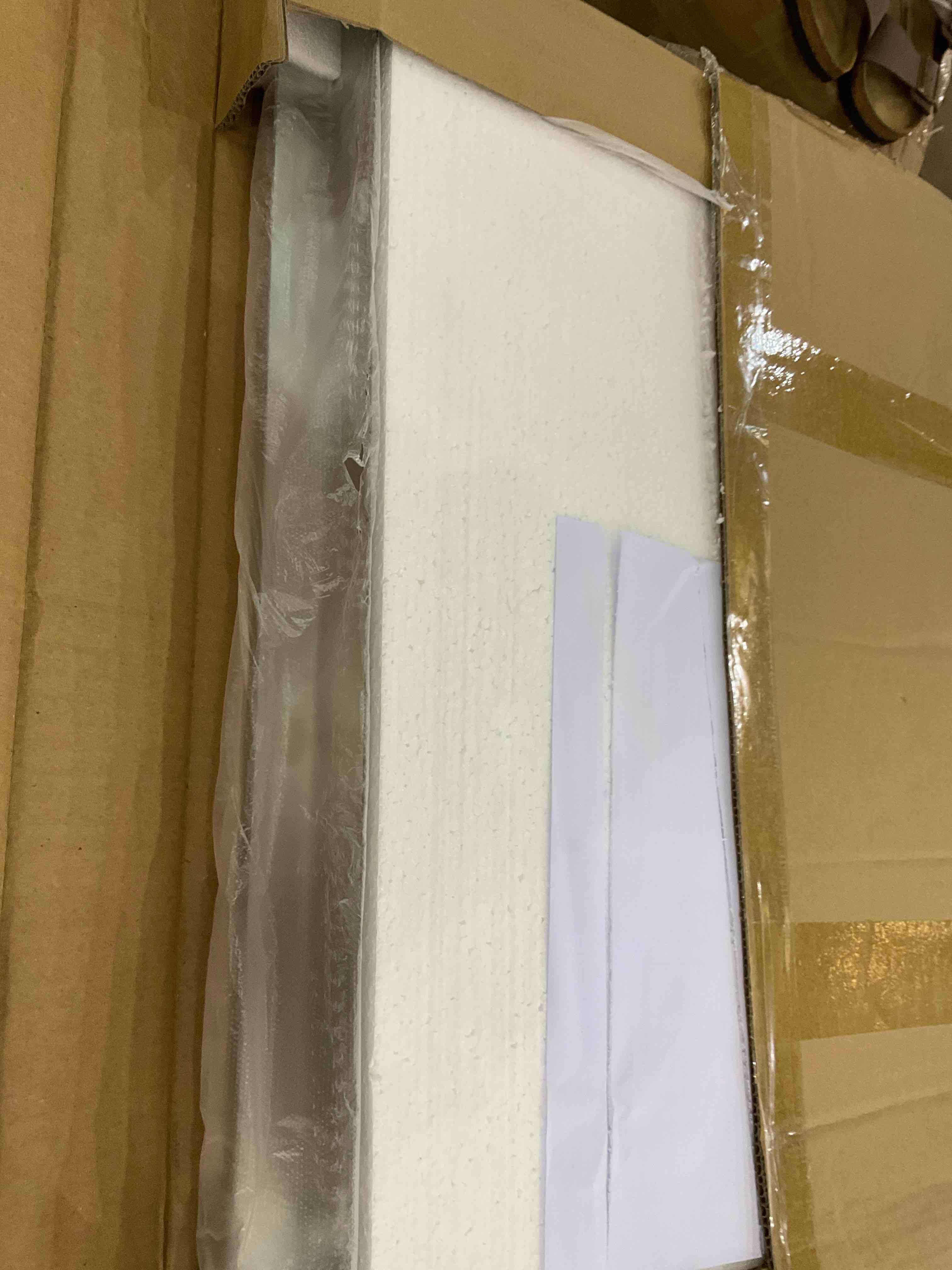https://s3.amazonaws.com/lotting-images-prod/BargainHunt/EXS01563381_1717526256406.jpeg