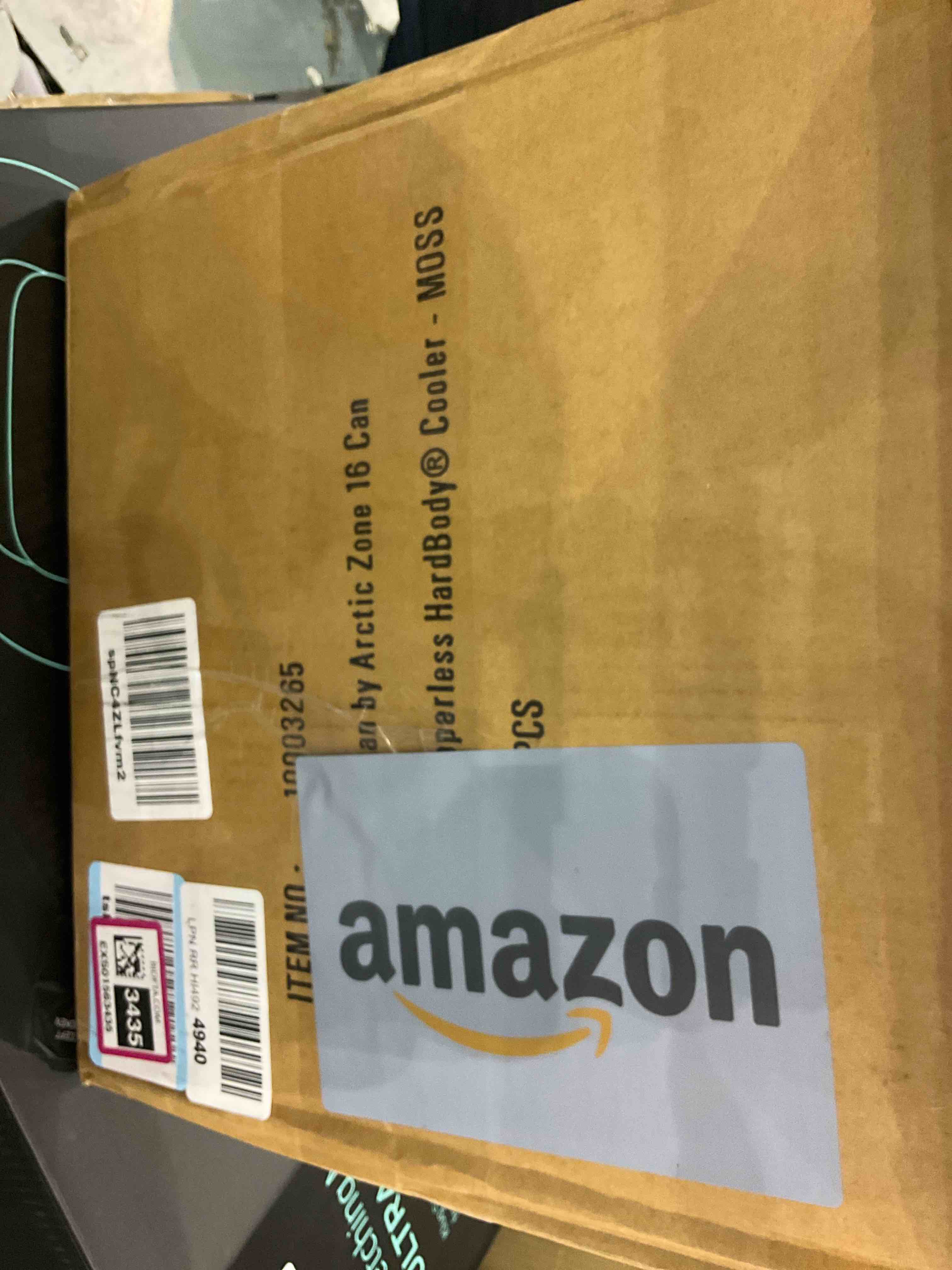 https://s3.amazonaws.com/lotting-images-prod/BargainHunt/EXS01563435_1717590298624.jpeg