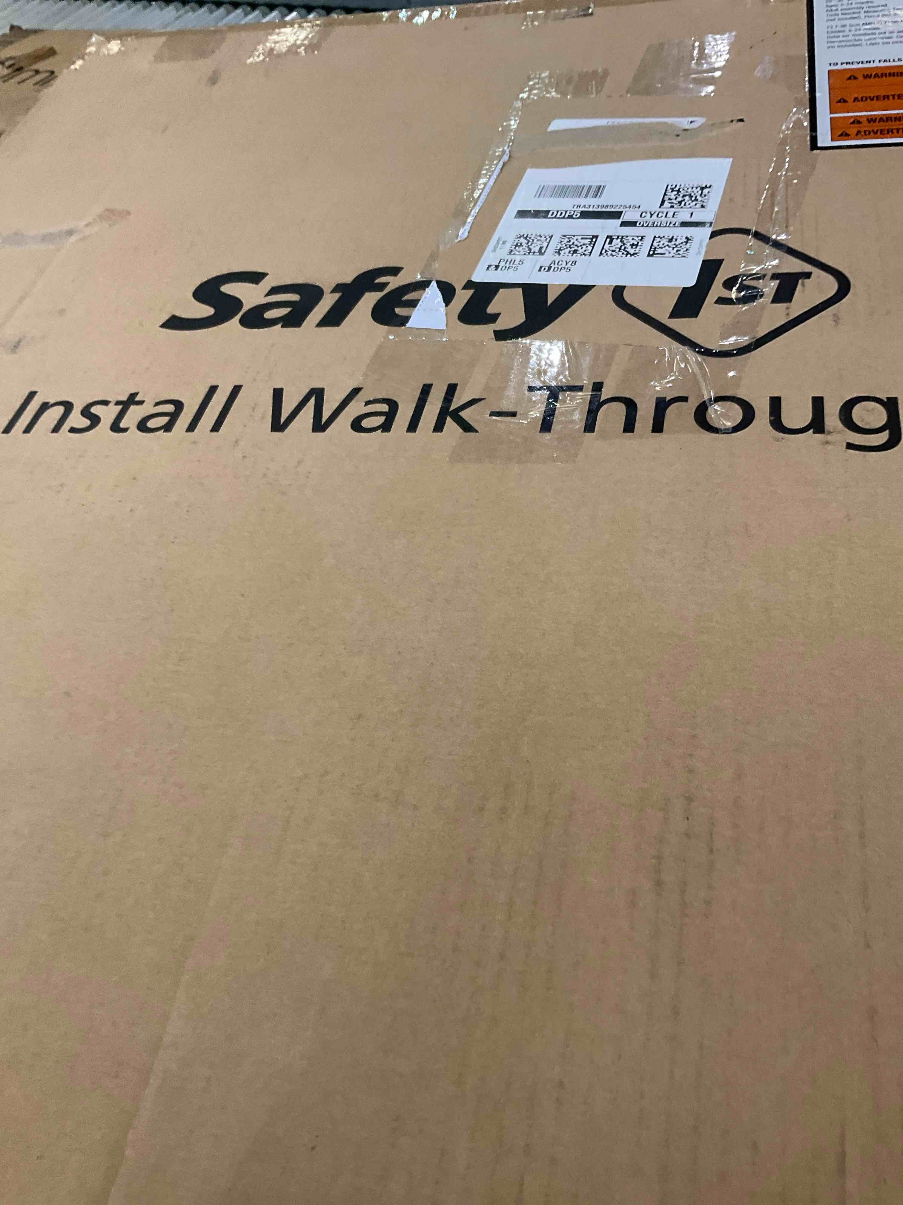 https://s3.amazonaws.com/lotting-images-prod/BargainHunt/EXS01563602_1719945419543.jpeg