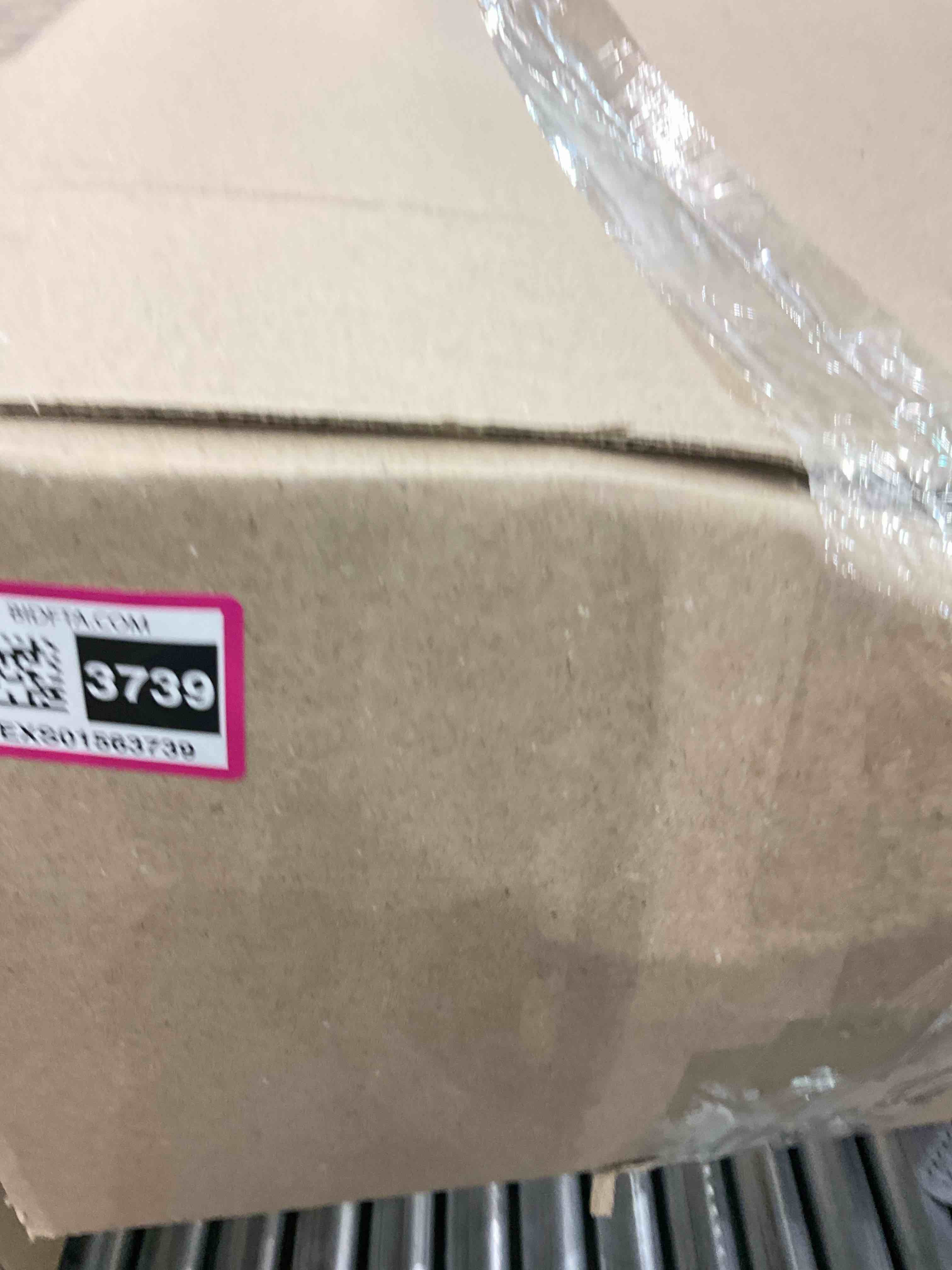 https://s3.amazonaws.com/lotting-images-prod/BargainHunt/EXS01563739_1721647457768.jpeg