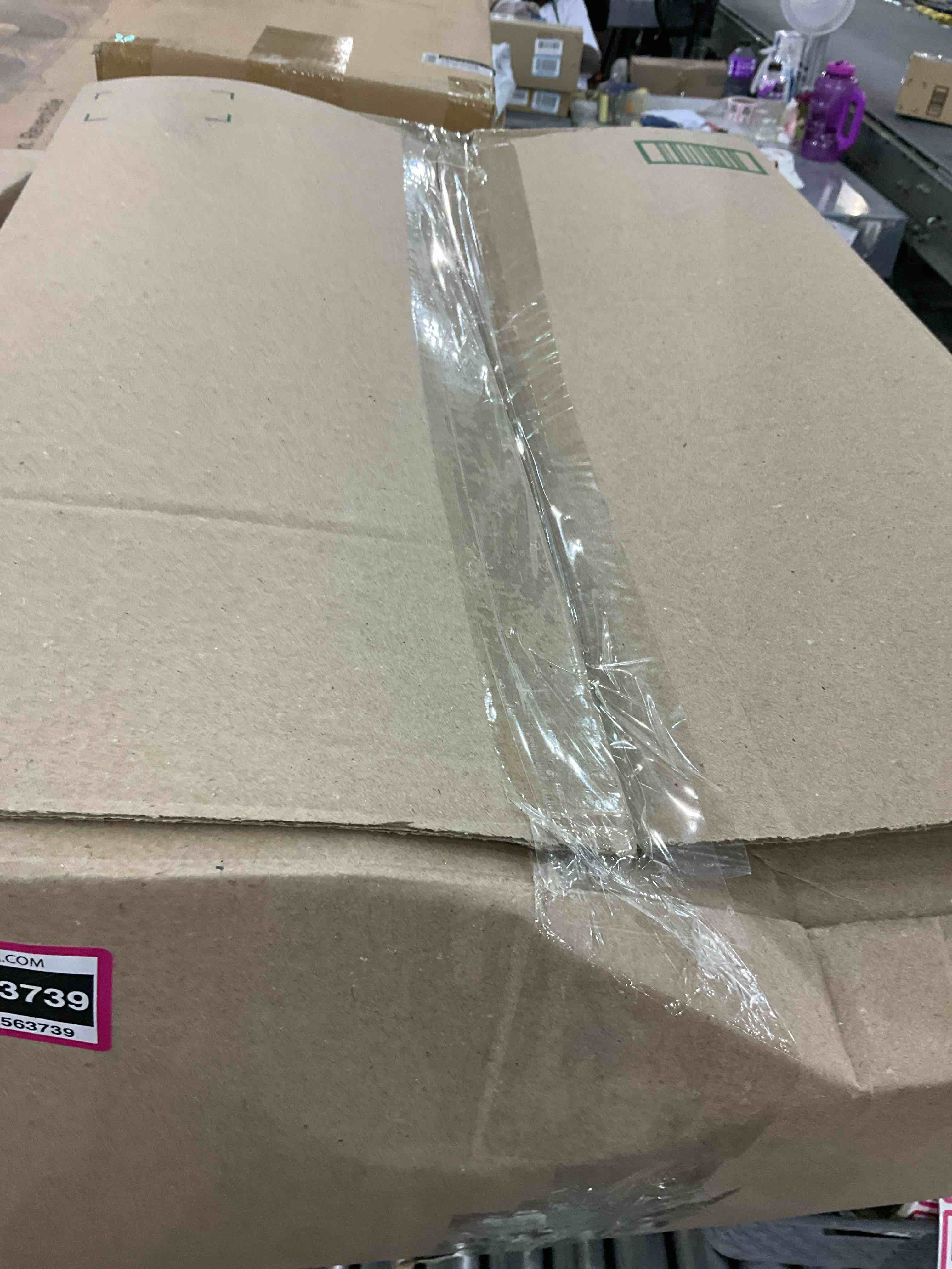 https://s3.amazonaws.com/lotting-images-prod/BargainHunt/EXS01563739_1721647462682.jpeg
