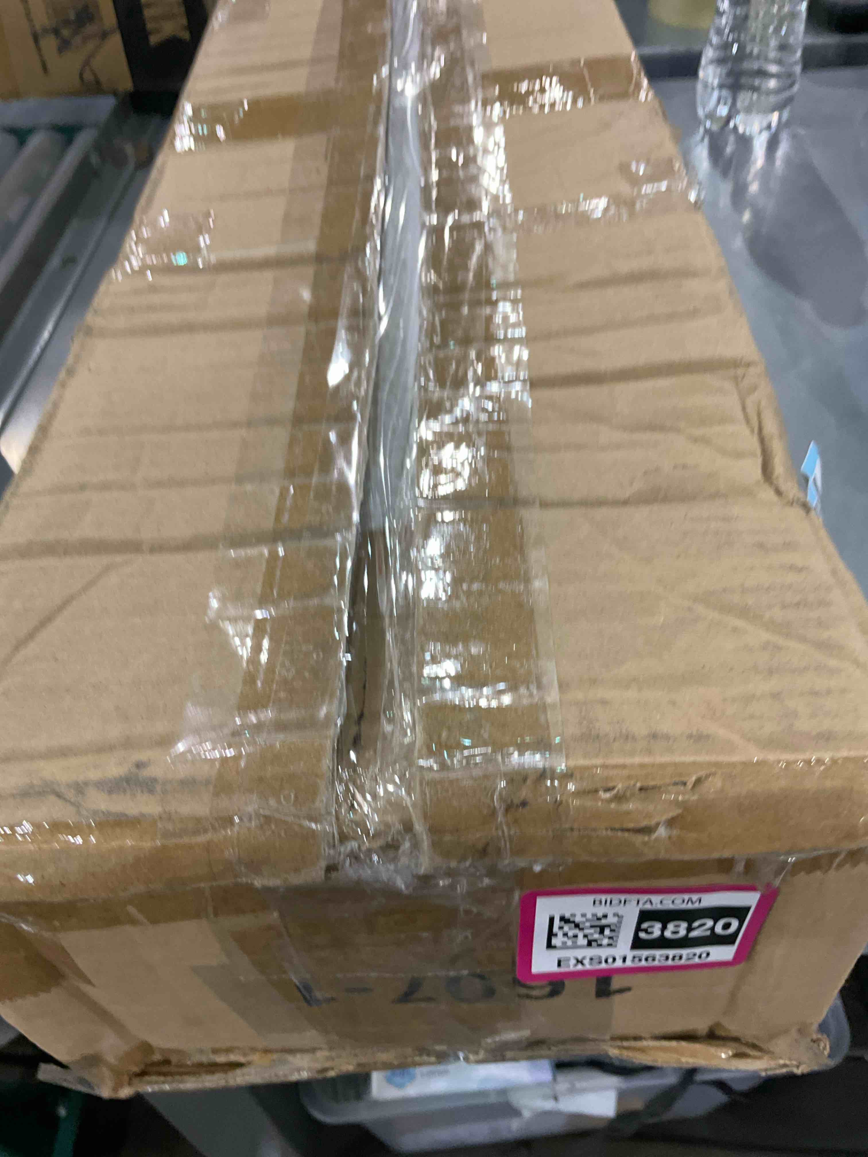 https://s3.amazonaws.com/lotting-images-prod/BargainHunt/EXS01563820_1721733511120.jpeg