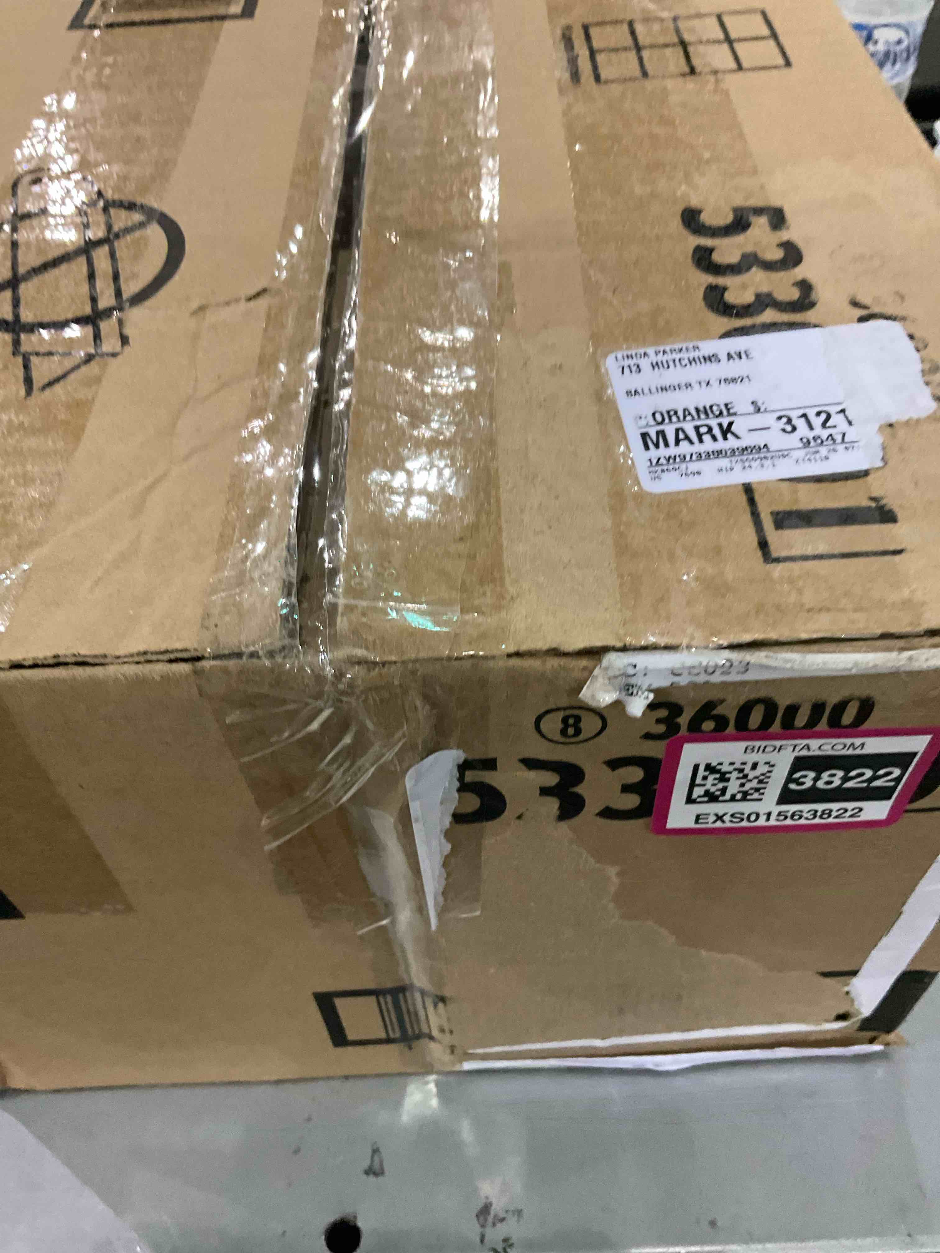 https://s3.amazonaws.com/lotting-images-prod/BargainHunt/EXS01563822_1721733834176.jpeg