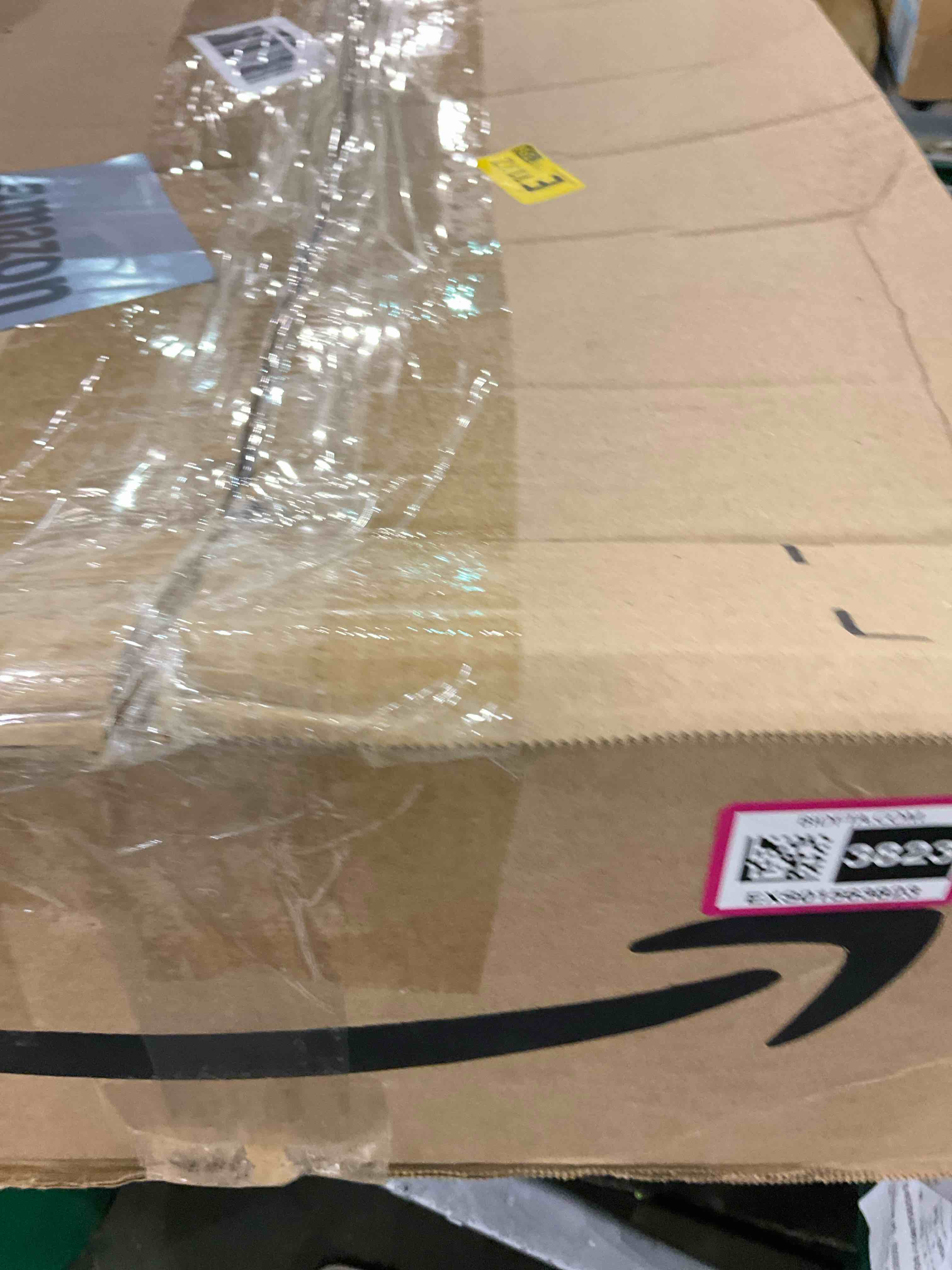 https://s3.amazonaws.com/lotting-images-prod/BargainHunt/EXS01563823_1721733955757.jpeg