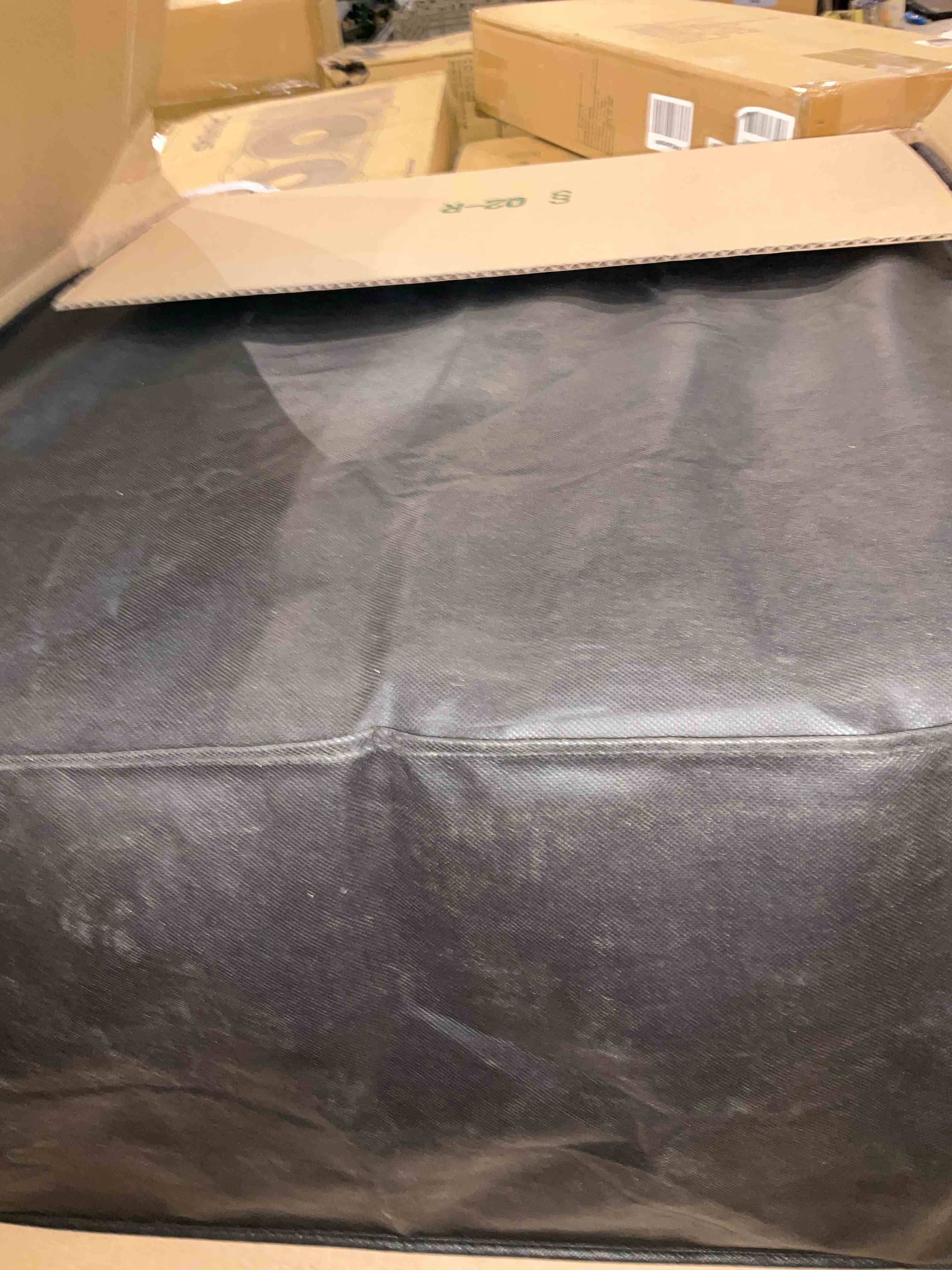 https://s3.amazonaws.com/lotting-images-prod/BargainHunt/EXS01563854_1721744357387.jpeg