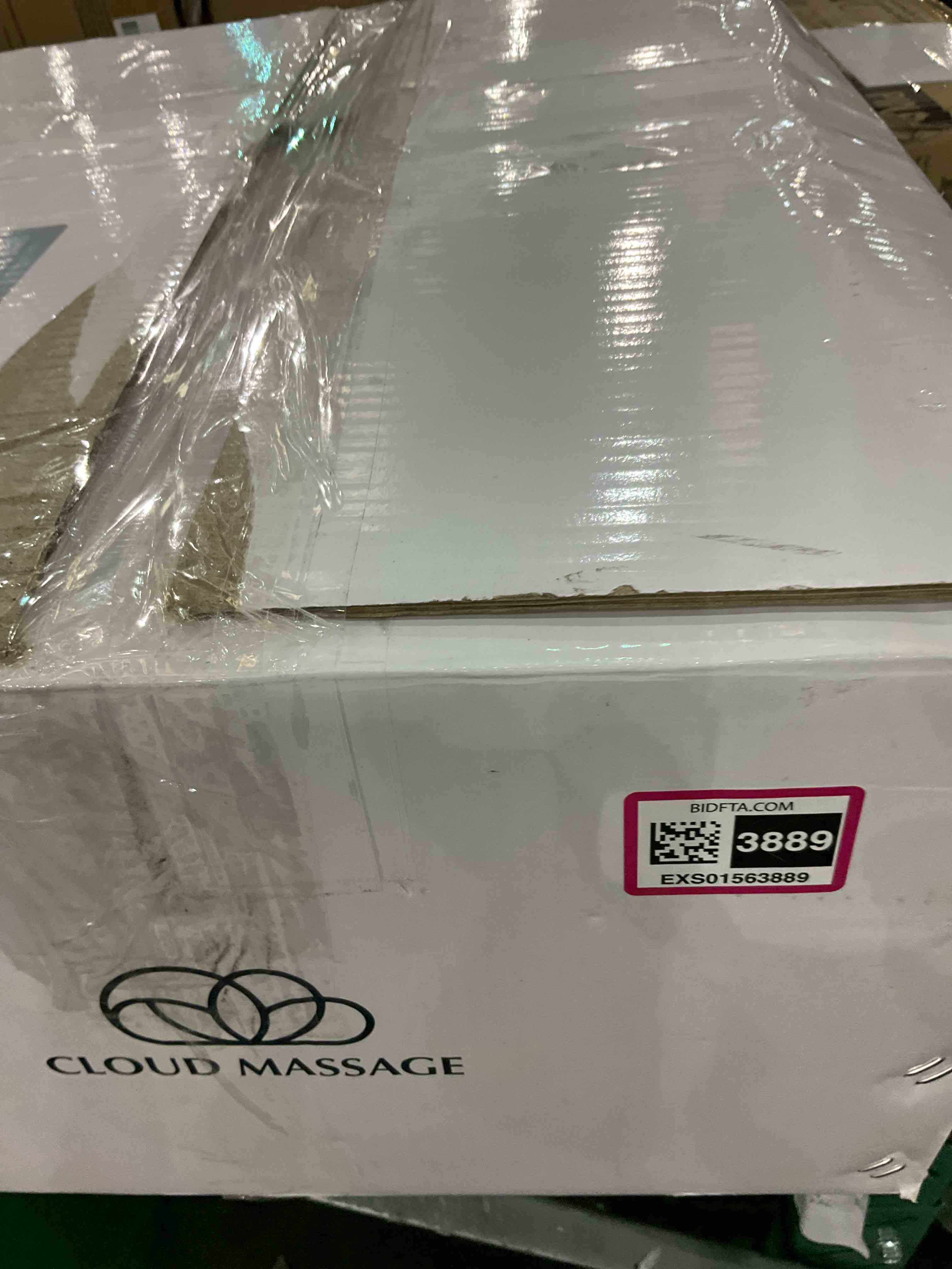 https://s3.amazonaws.com/lotting-images-prod/BargainHunt/EXS01563889_1721760739136.jpeg