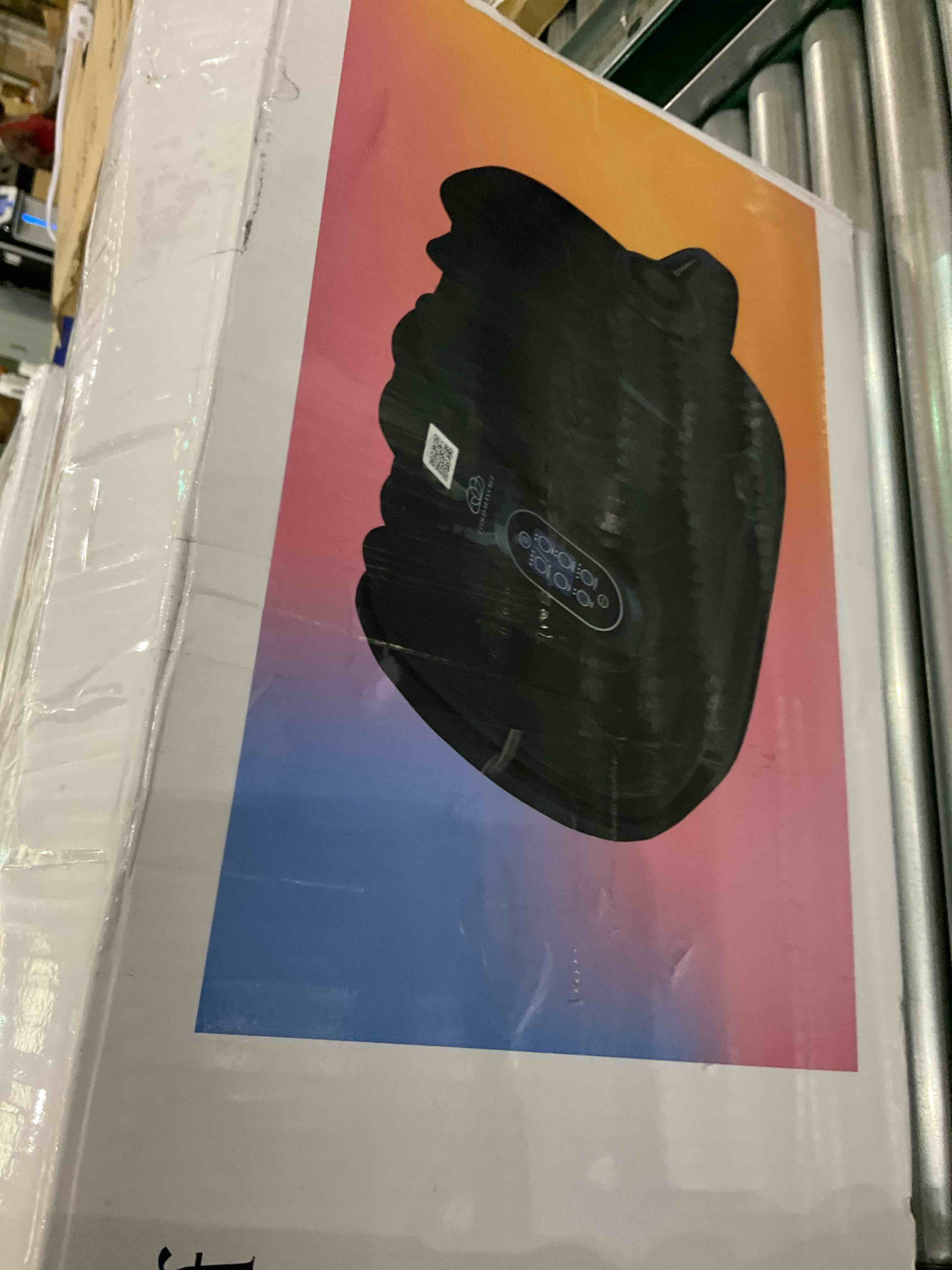 https://s3.amazonaws.com/lotting-images-prod/BargainHunt/EXS01563889_1721760760835.jpeg