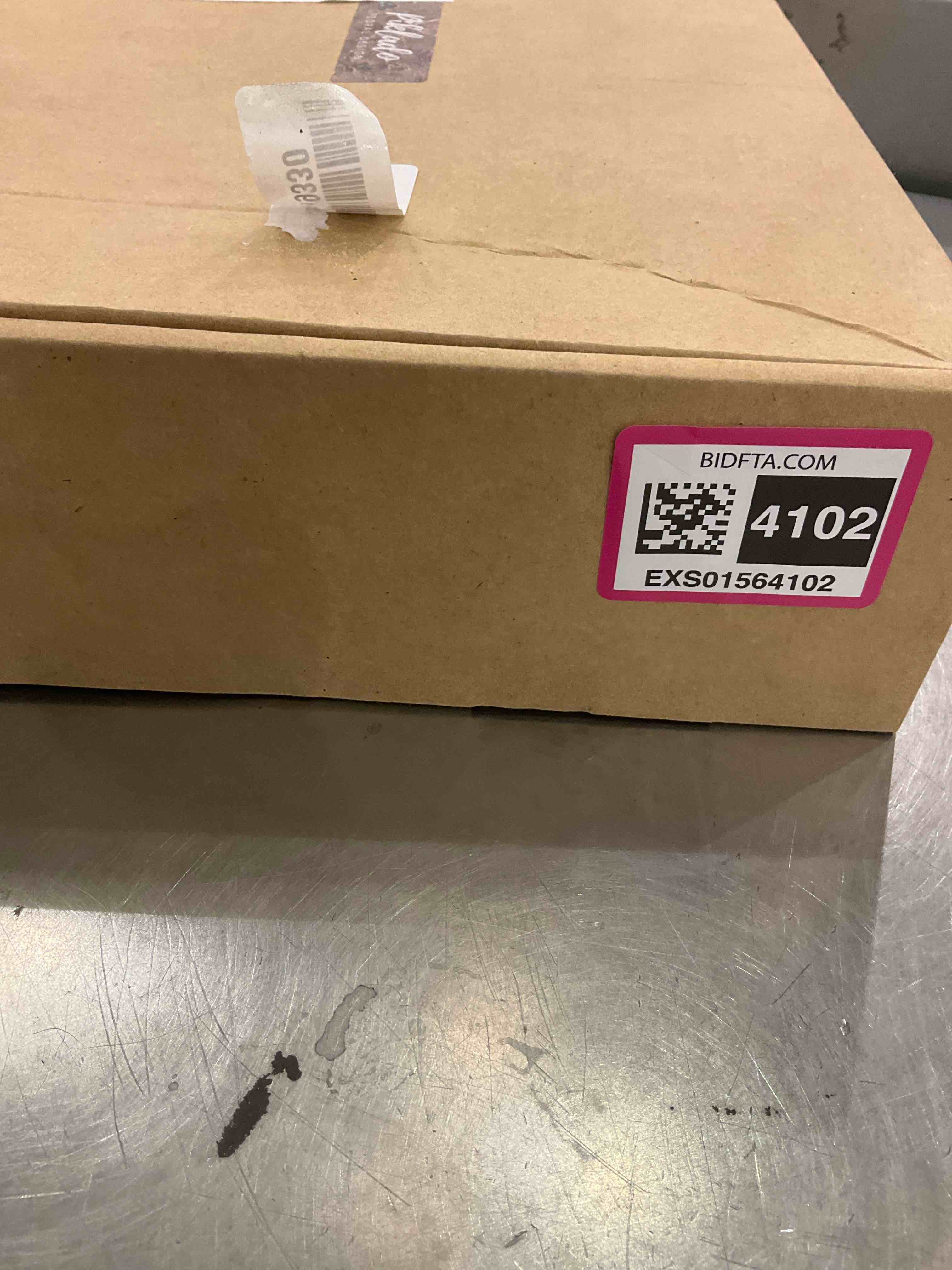 https://s3.amazonaws.com/lotting-images-prod/BargainHunt/EXS01564102_1716298279618.jpeg