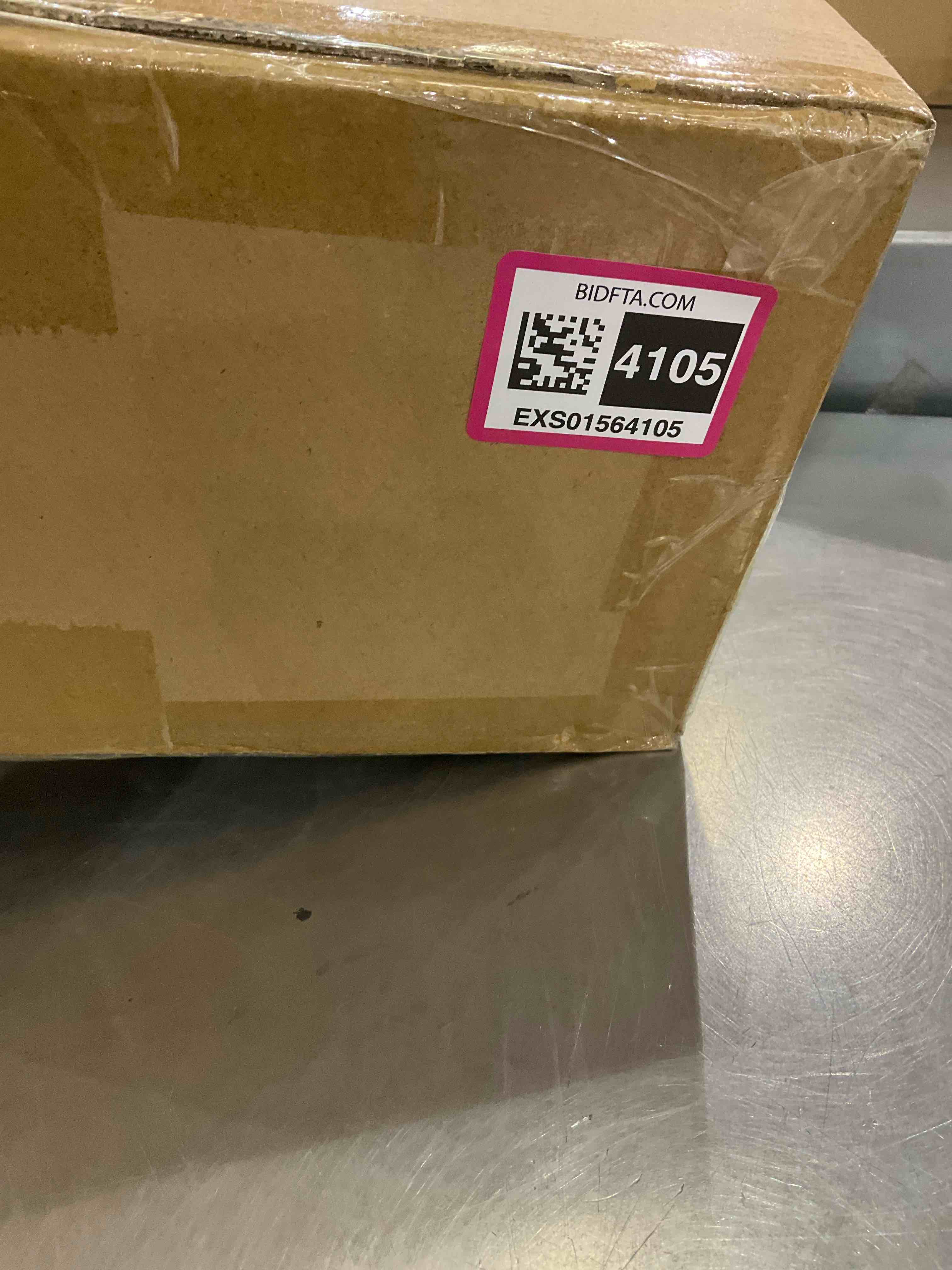 https://s3.amazonaws.com/lotting-images-prod/BargainHunt/EXS01564105_1716298466442.jpeg