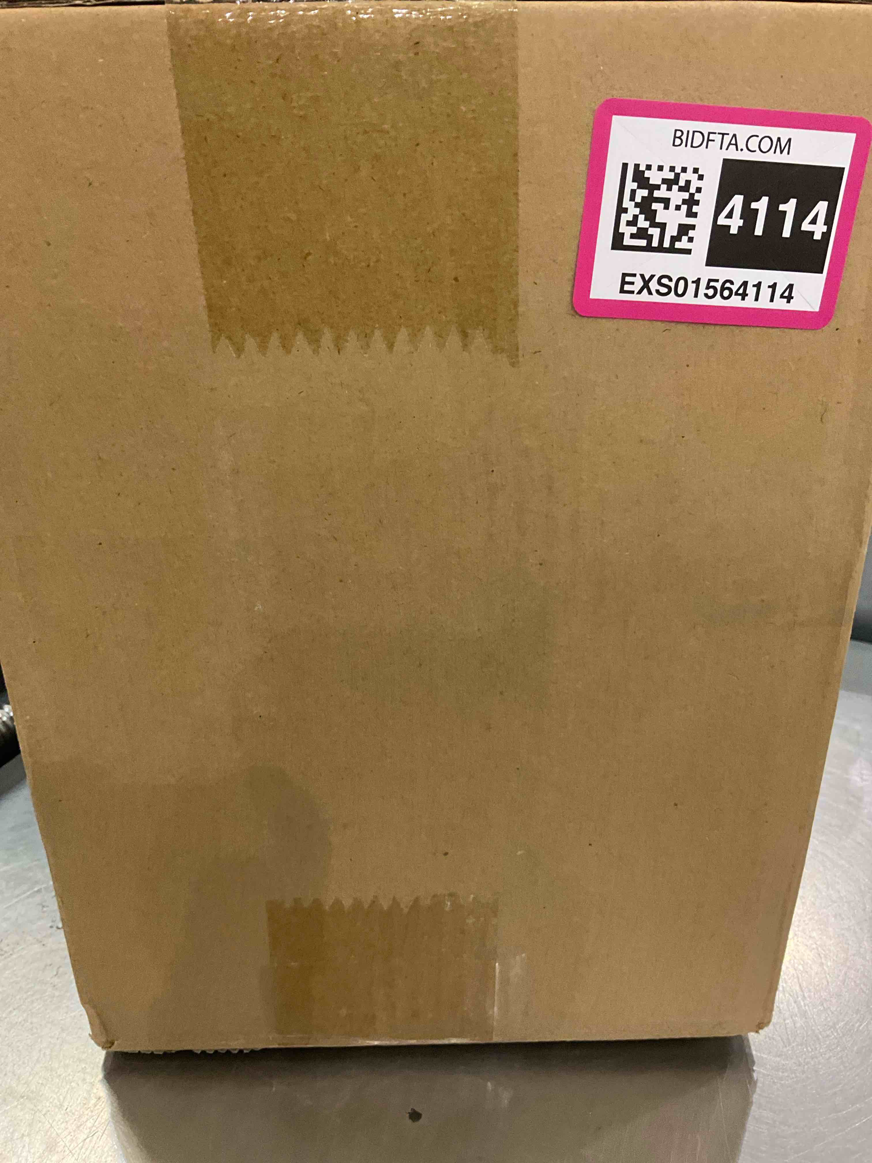 https://s3.amazonaws.com/lotting-images-prod/BargainHunt/EXS01564114_1716299054358.jpeg