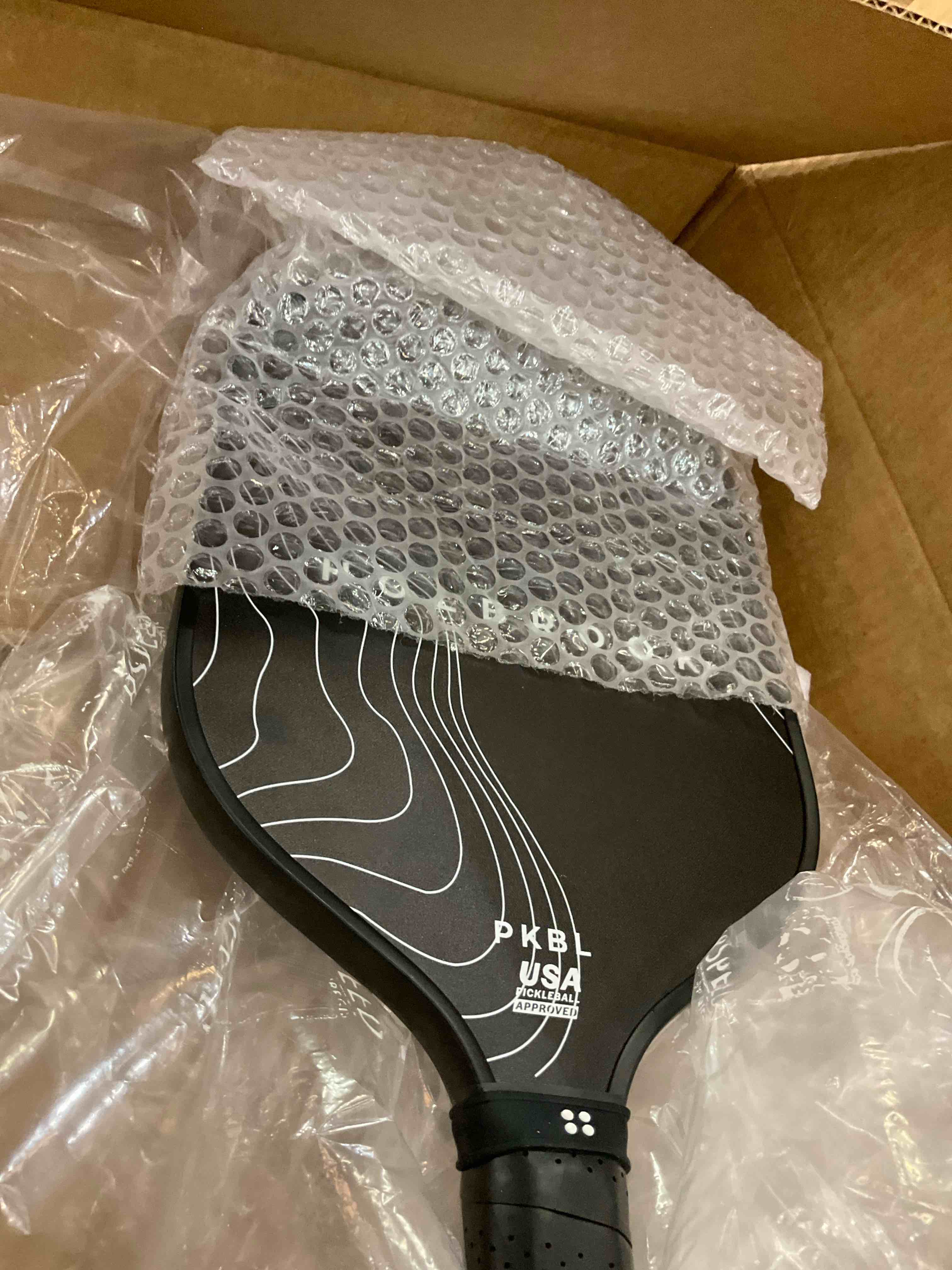 https://s3.amazonaws.com/lotting-images-prod/BargainHunt/EXS01564181_1716311224130.jpeg
