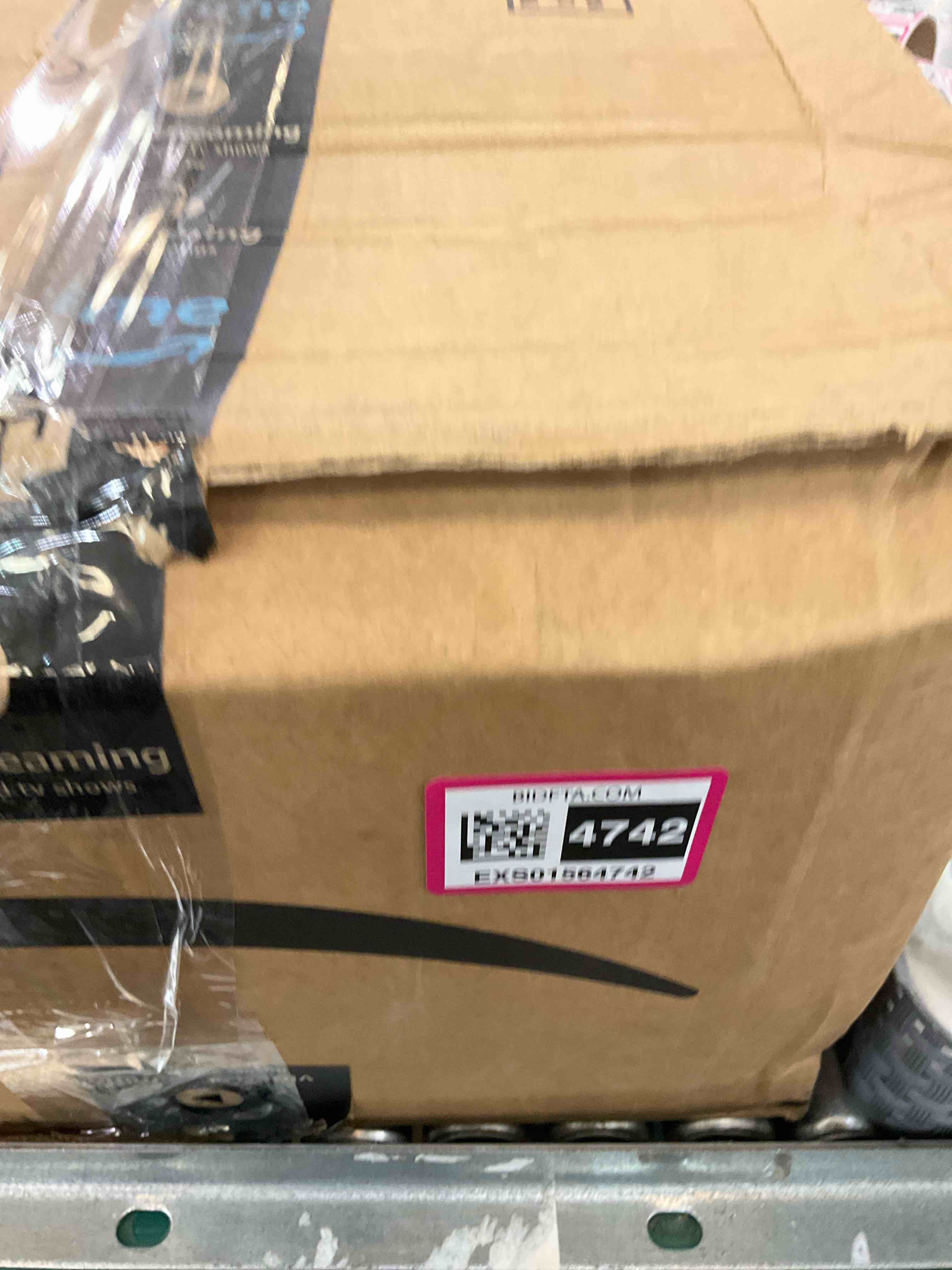 https://s3.amazonaws.com/lotting-images-prod/BargainHunt/EXS01564742_1722532339096.jpeg