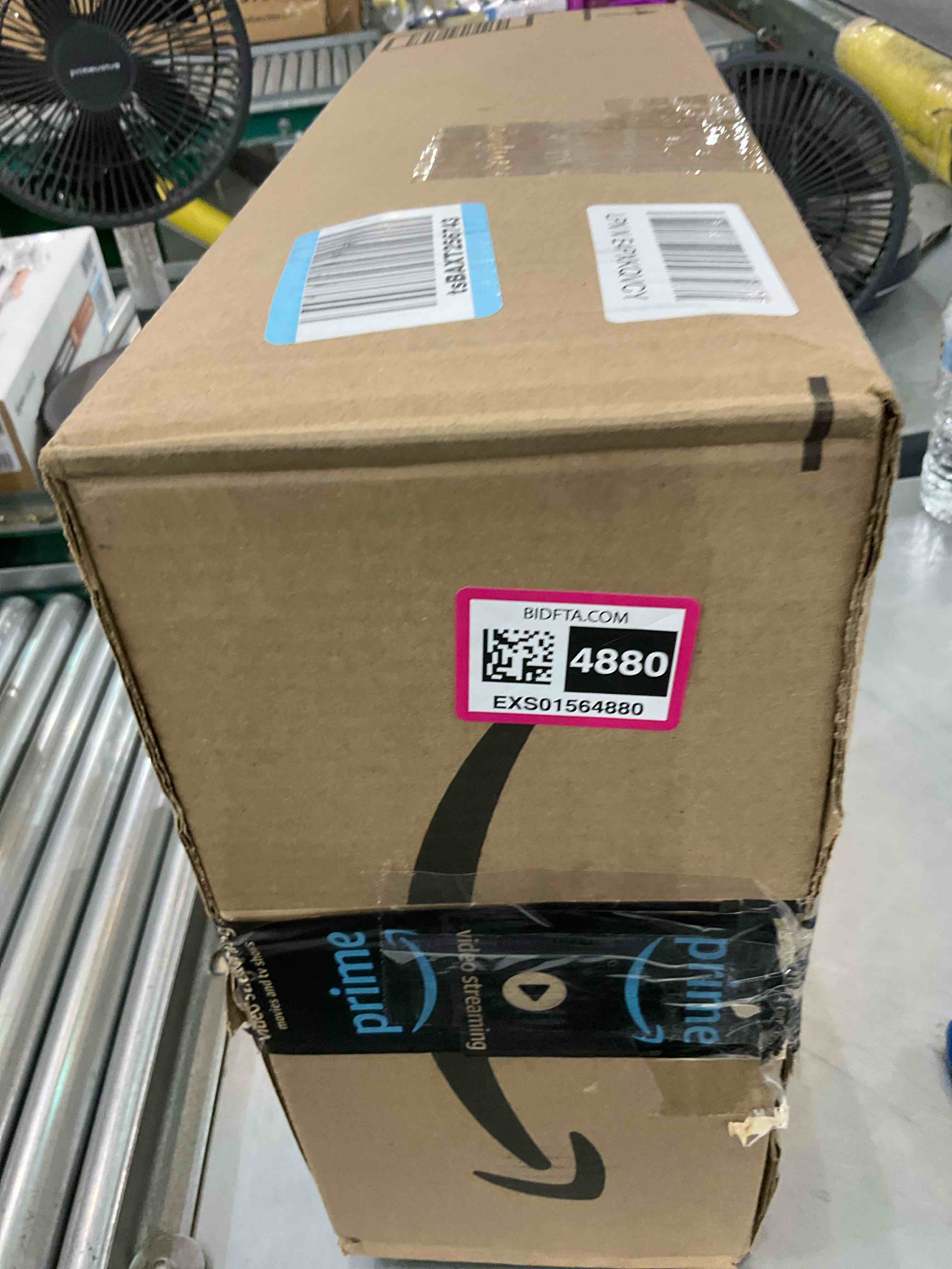 https://s3.amazonaws.com/lotting-images-prod/BargainHunt/EXS01564880_1722867140970.jpeg
