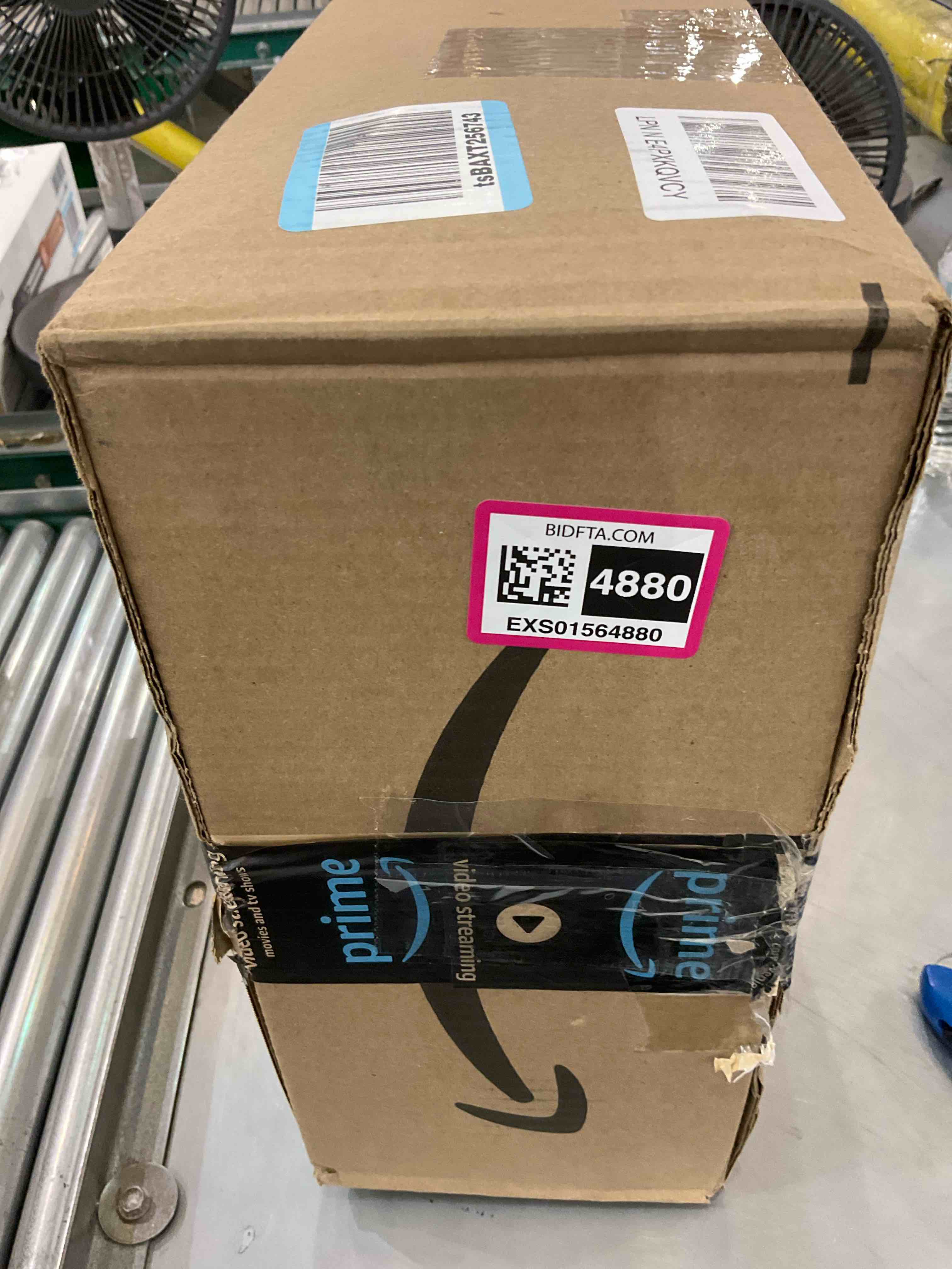 https://s3.amazonaws.com/lotting-images-prod/BargainHunt/EXS01564880_1722867141955.jpeg