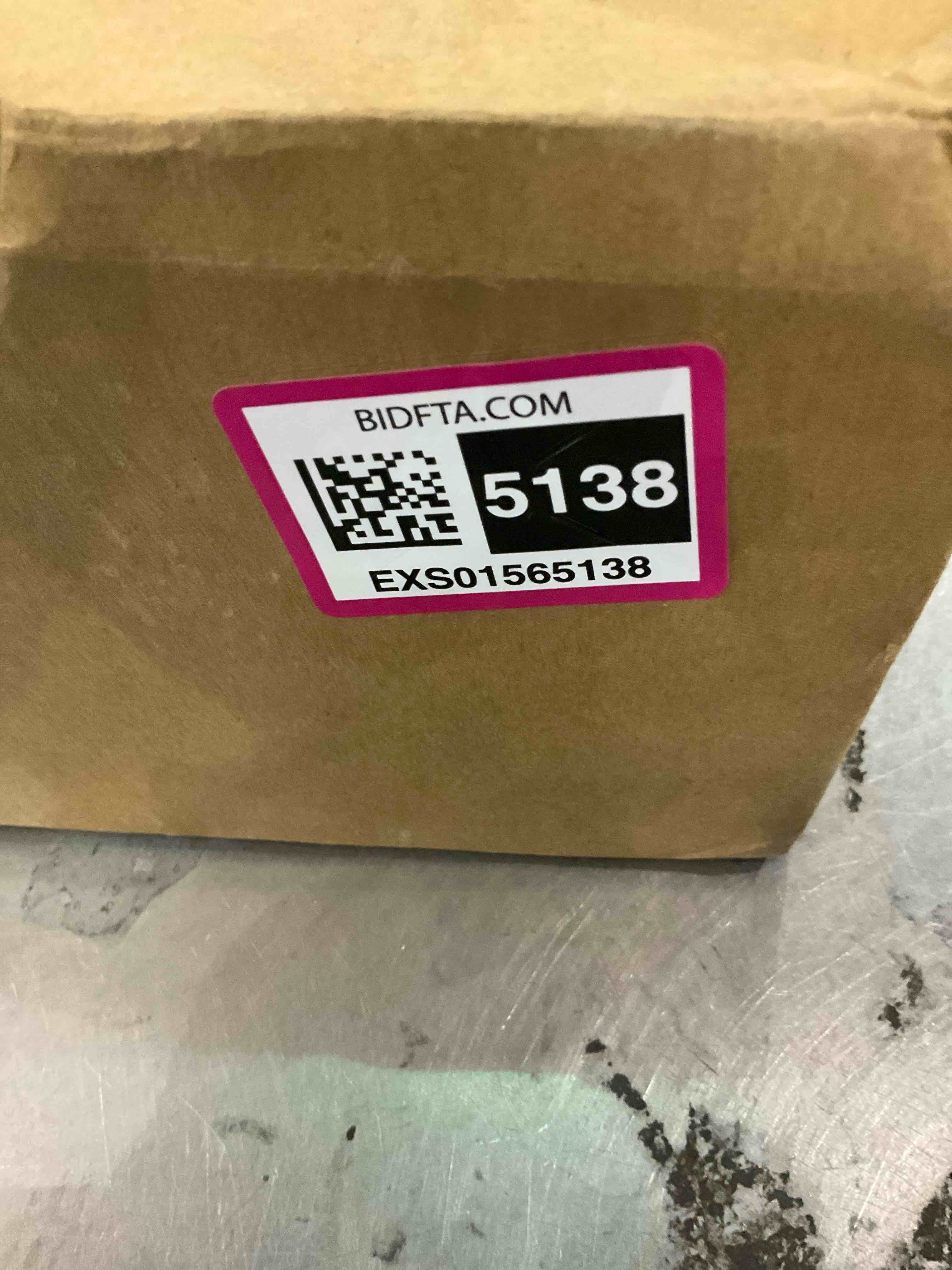 https://s3.amazonaws.com/lotting-images-prod/BargainHunt/EXS01565138_1717068656560.jpeg