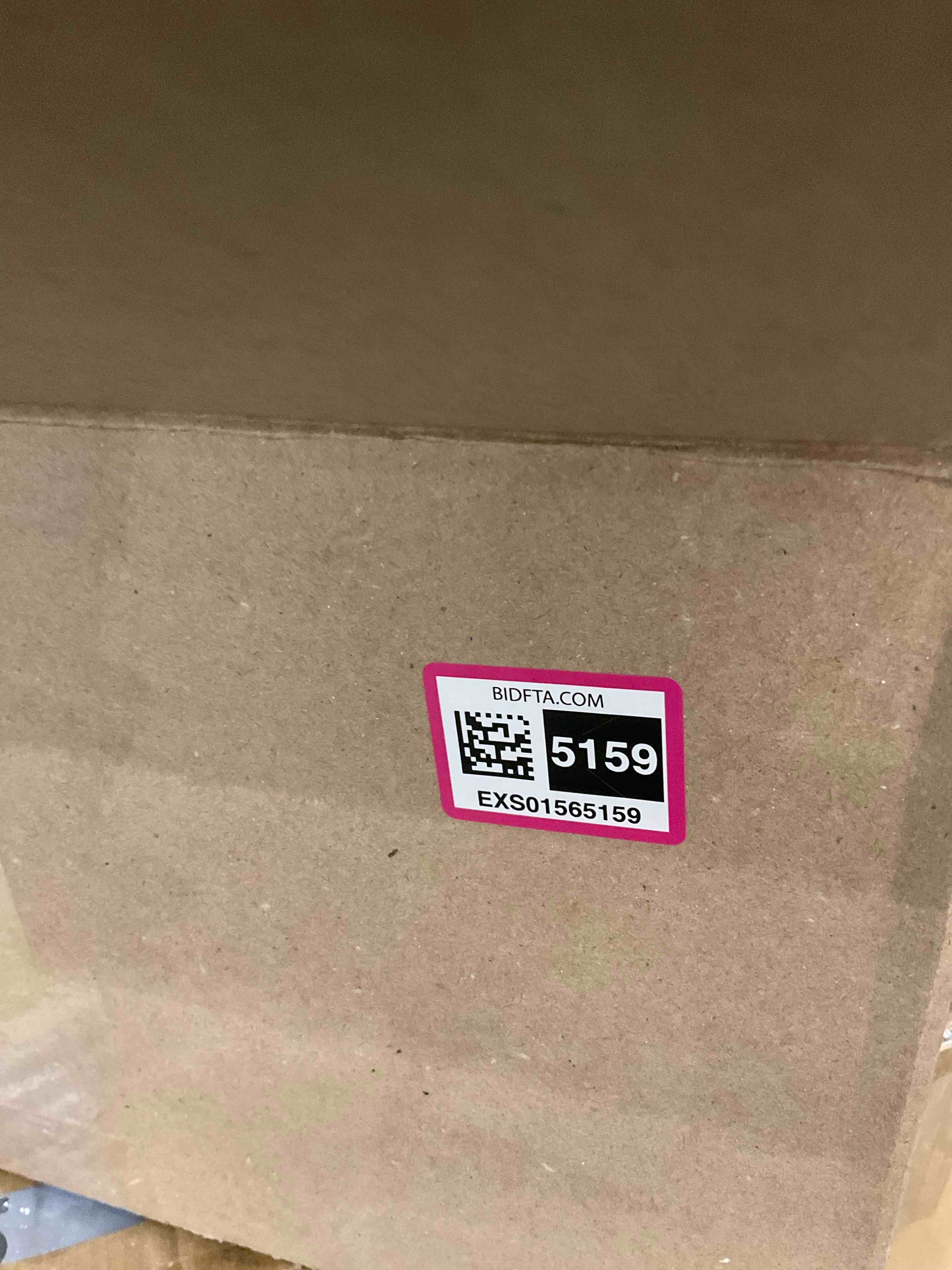 https://s3.amazonaws.com/lotting-images-prod/BargainHunt/EXS01565159_1717072979936.jpeg
