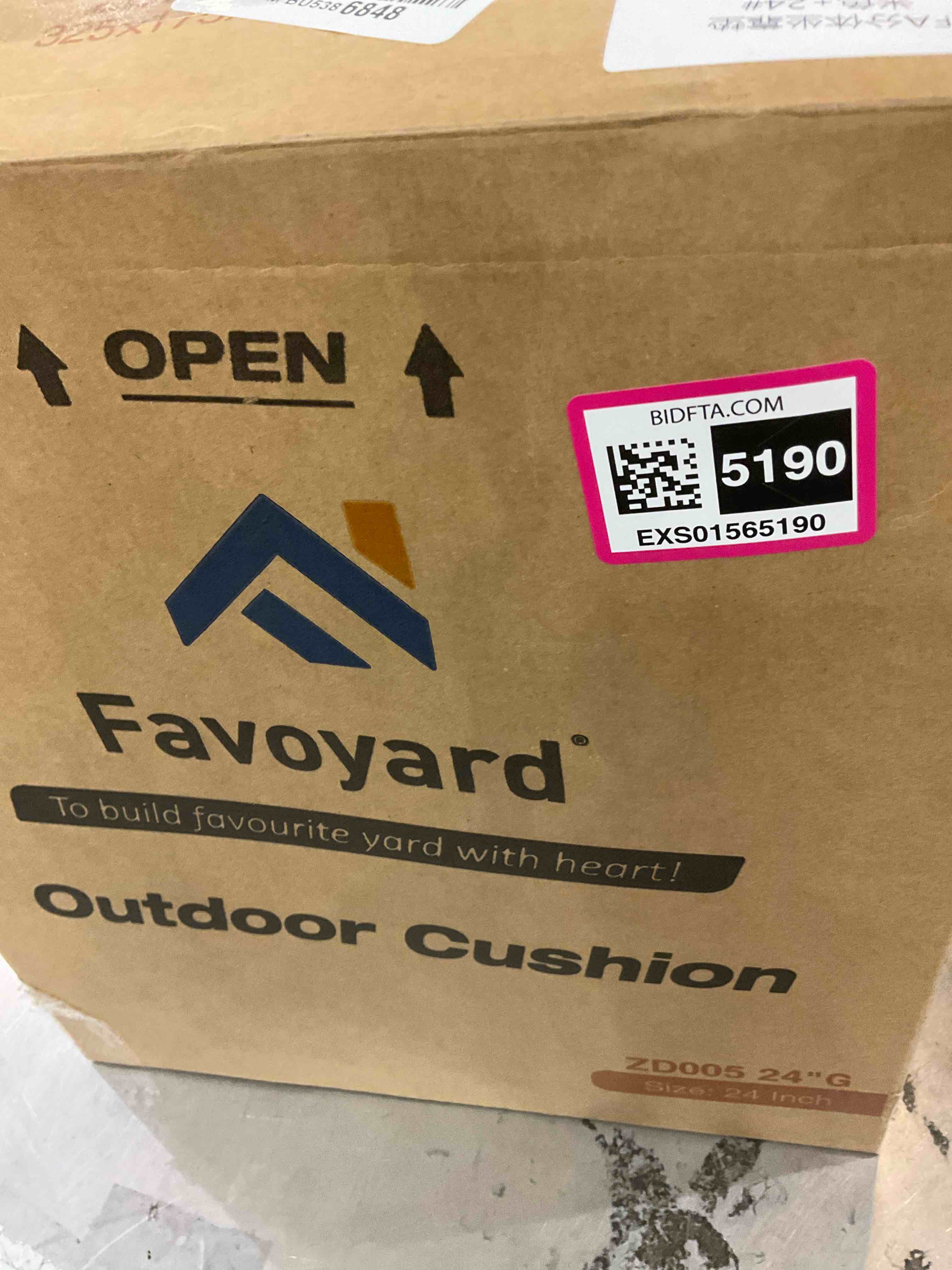 https://s3.amazonaws.com/lotting-images-prod/BargainHunt/EXS01565190_1717080993665.jpeg