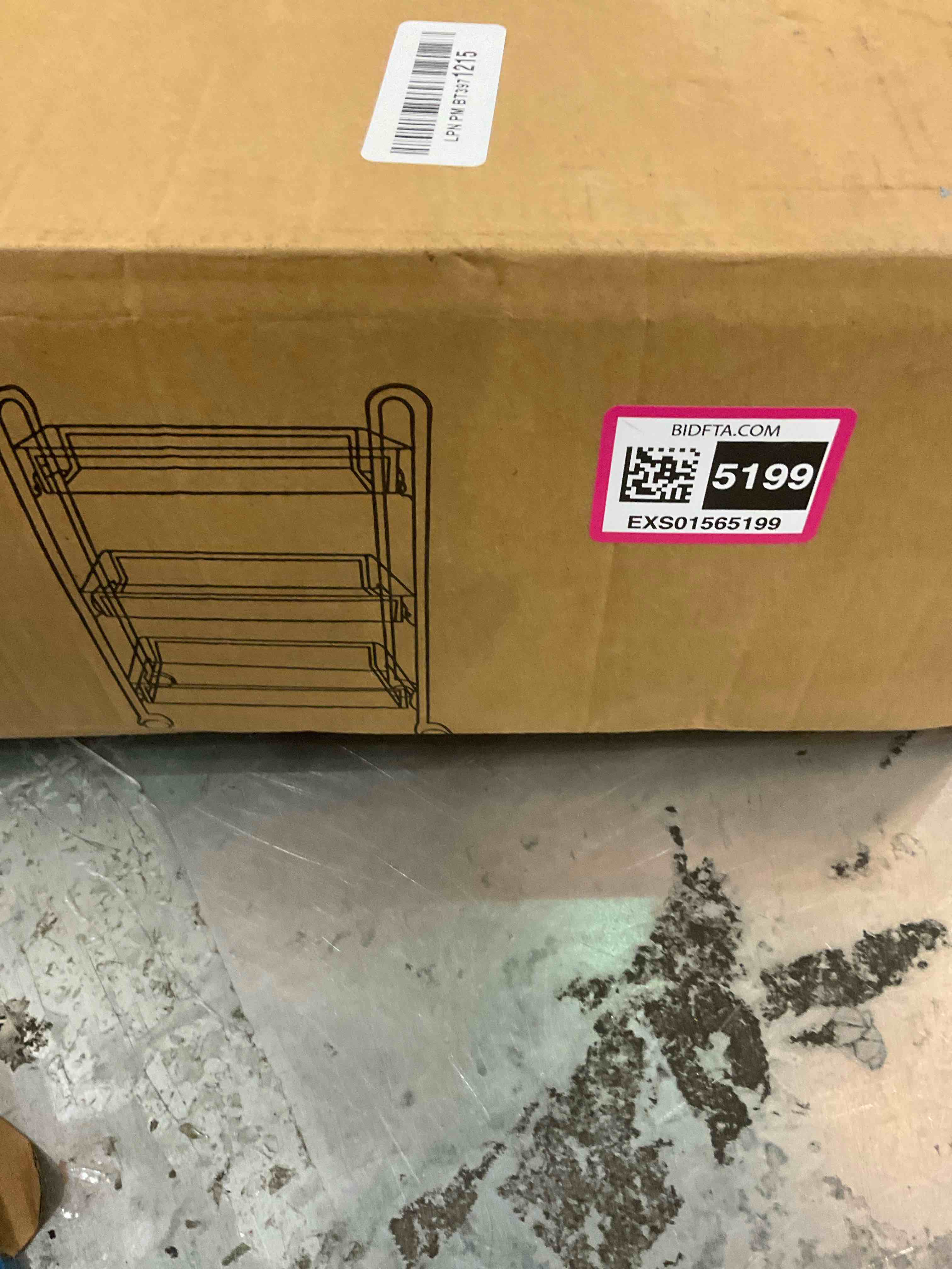 https://s3.amazonaws.com/lotting-images-prod/BargainHunt/EXS01565199_1717082036802.jpeg