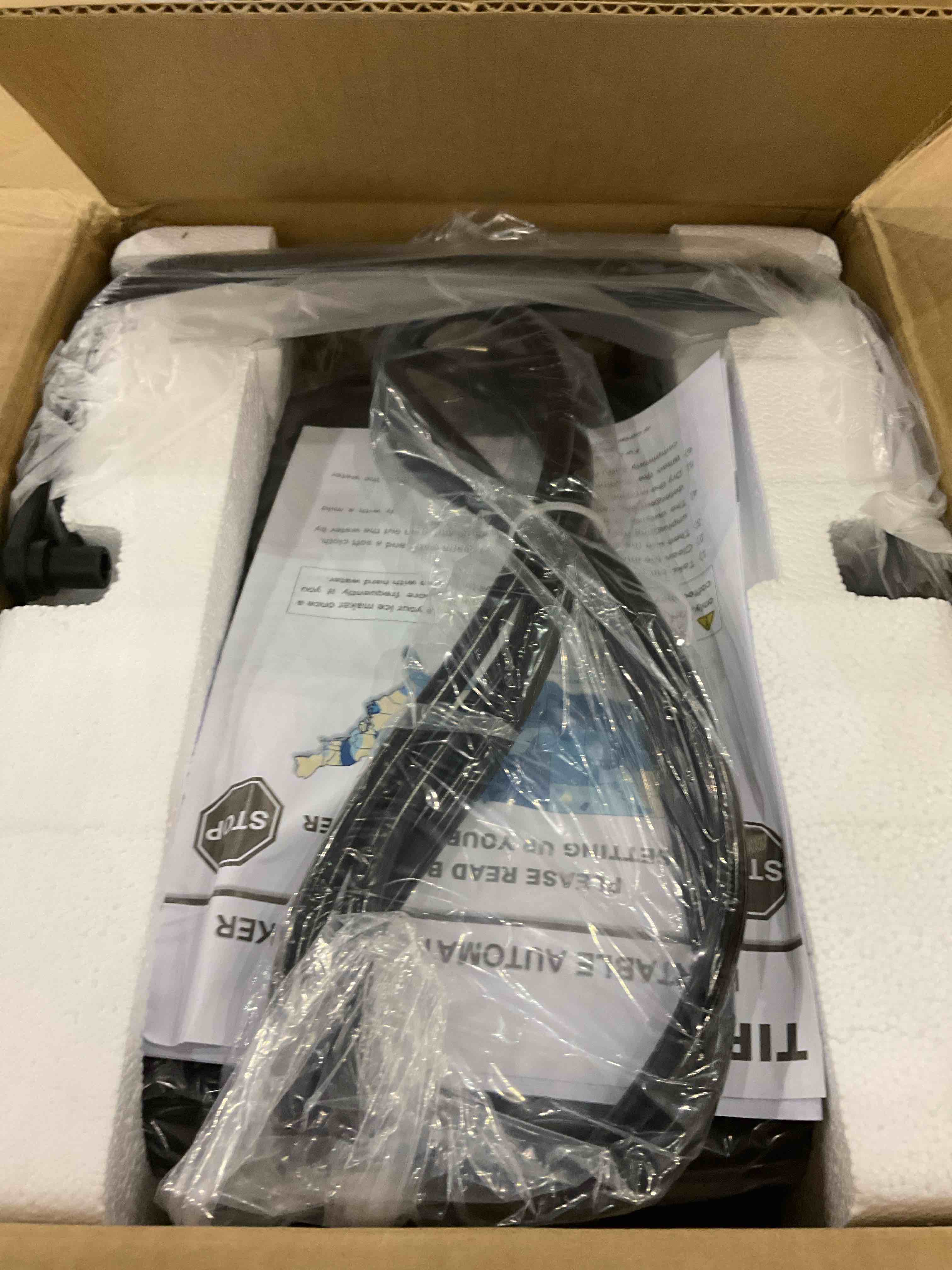 https://s3.amazonaws.com/lotting-images-prod/BargainHunt/EXS01565504_1717672643527.jpeg