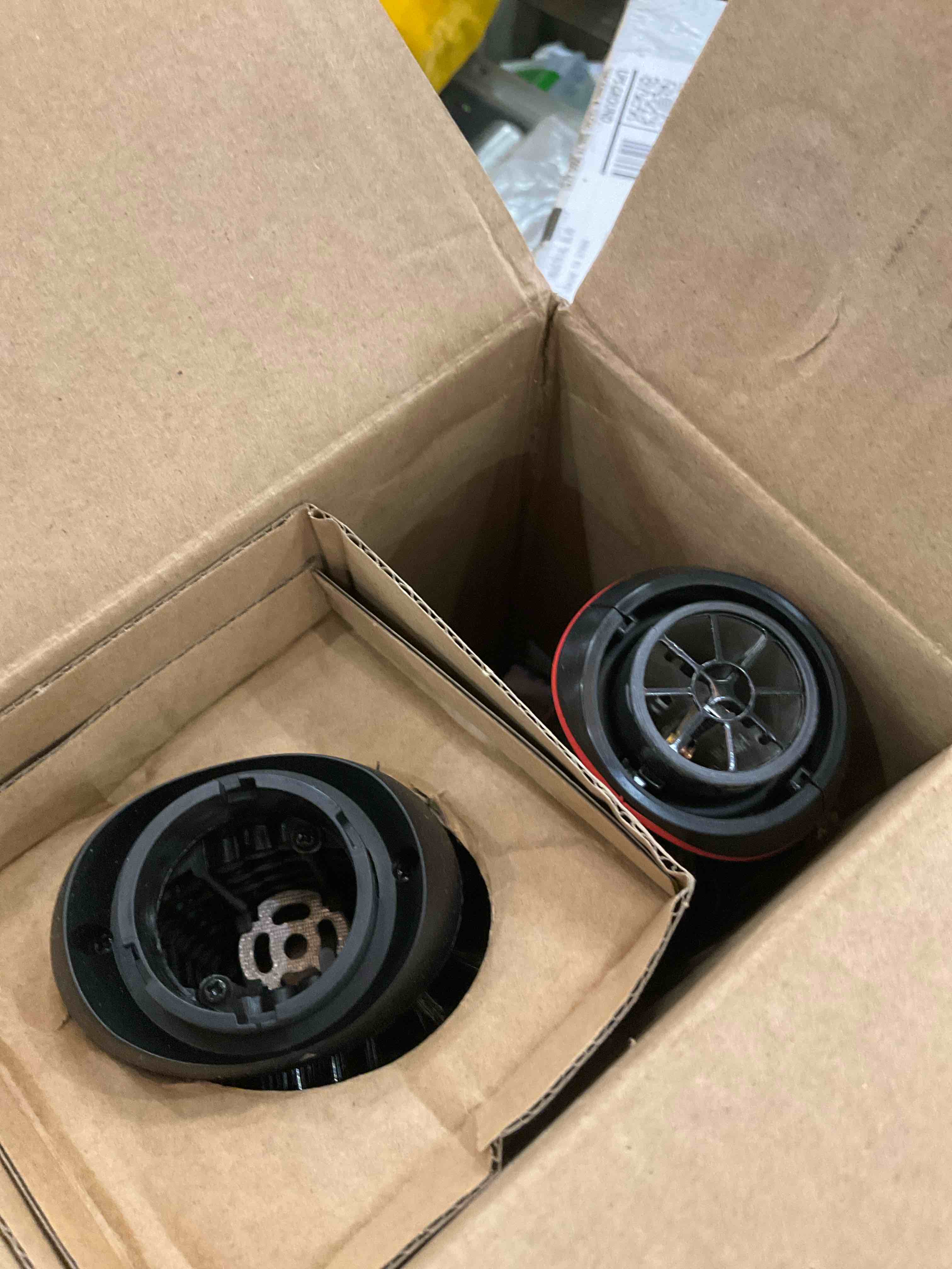 https://s3.amazonaws.com/lotting-images-prod/BargainHunt/EXS01565632_1717700116410.jpeg