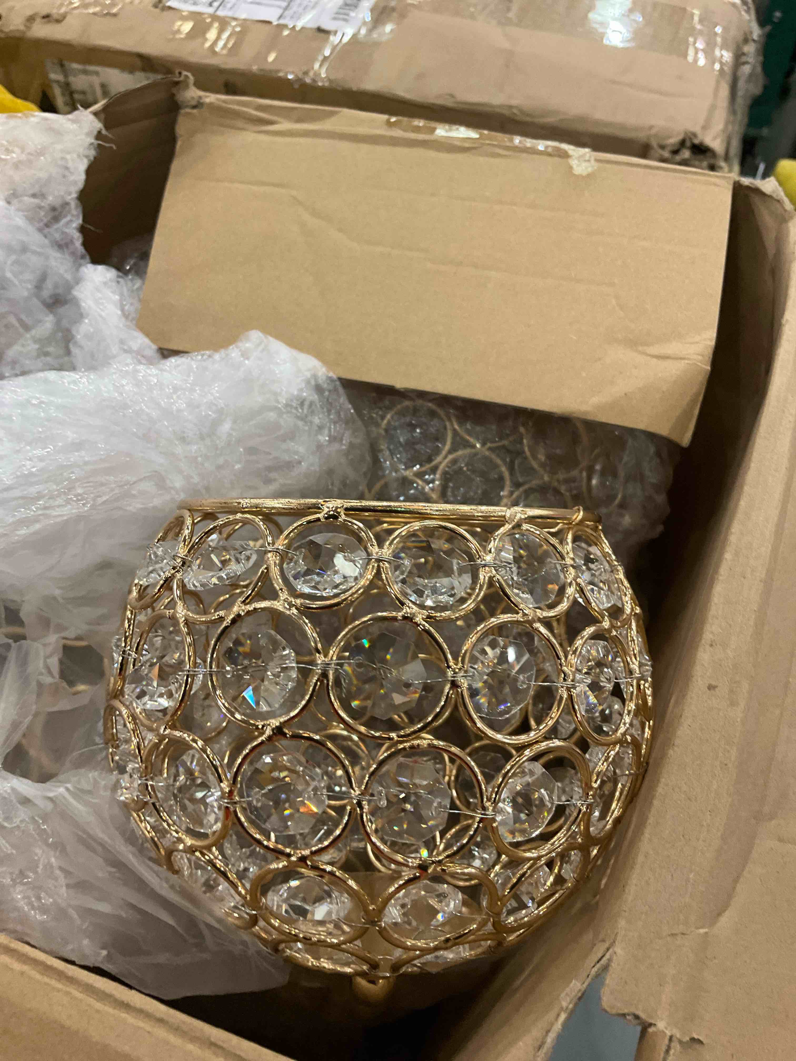 https://s3.amazonaws.com/lotting-images-prod/BargainHunt/EXS01565635_1717700638667.jpeg
