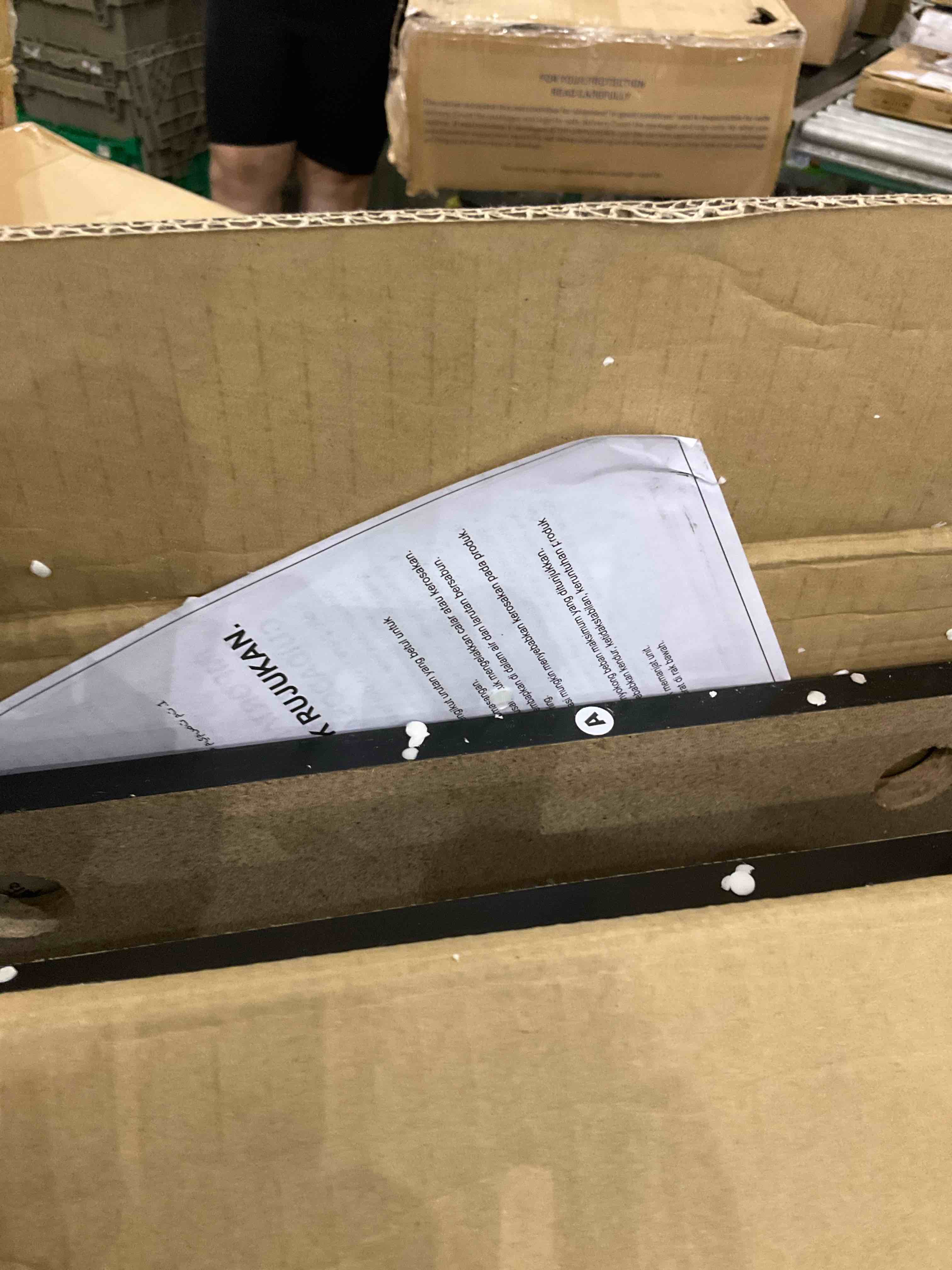 https://s3.amazonaws.com/lotting-images-prod/BargainHunt/EXS01565661_1717762059790.jpeg