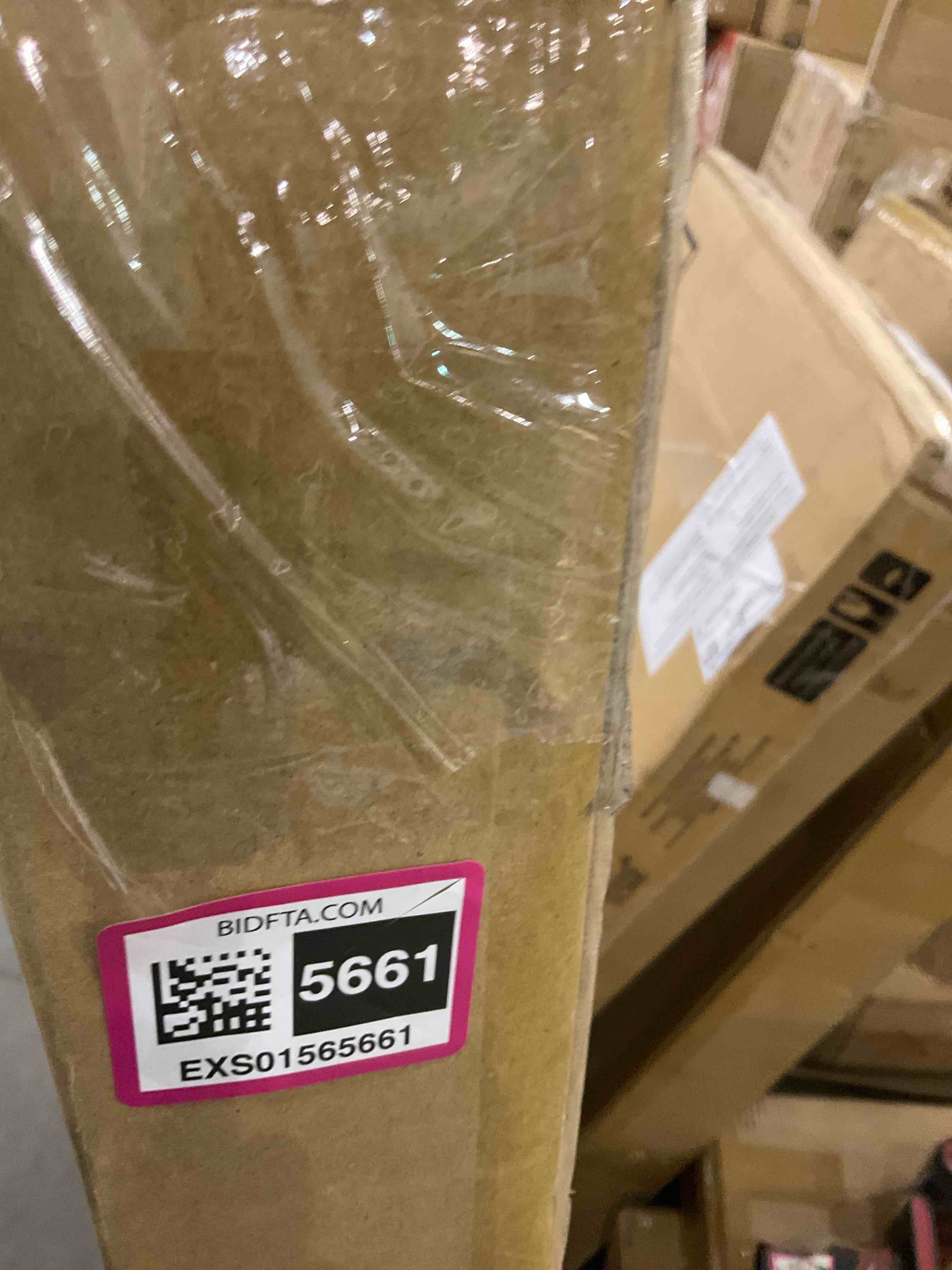 https://s3.amazonaws.com/lotting-images-prod/BargainHunt/EXS01565661_1717762082252.jpeg