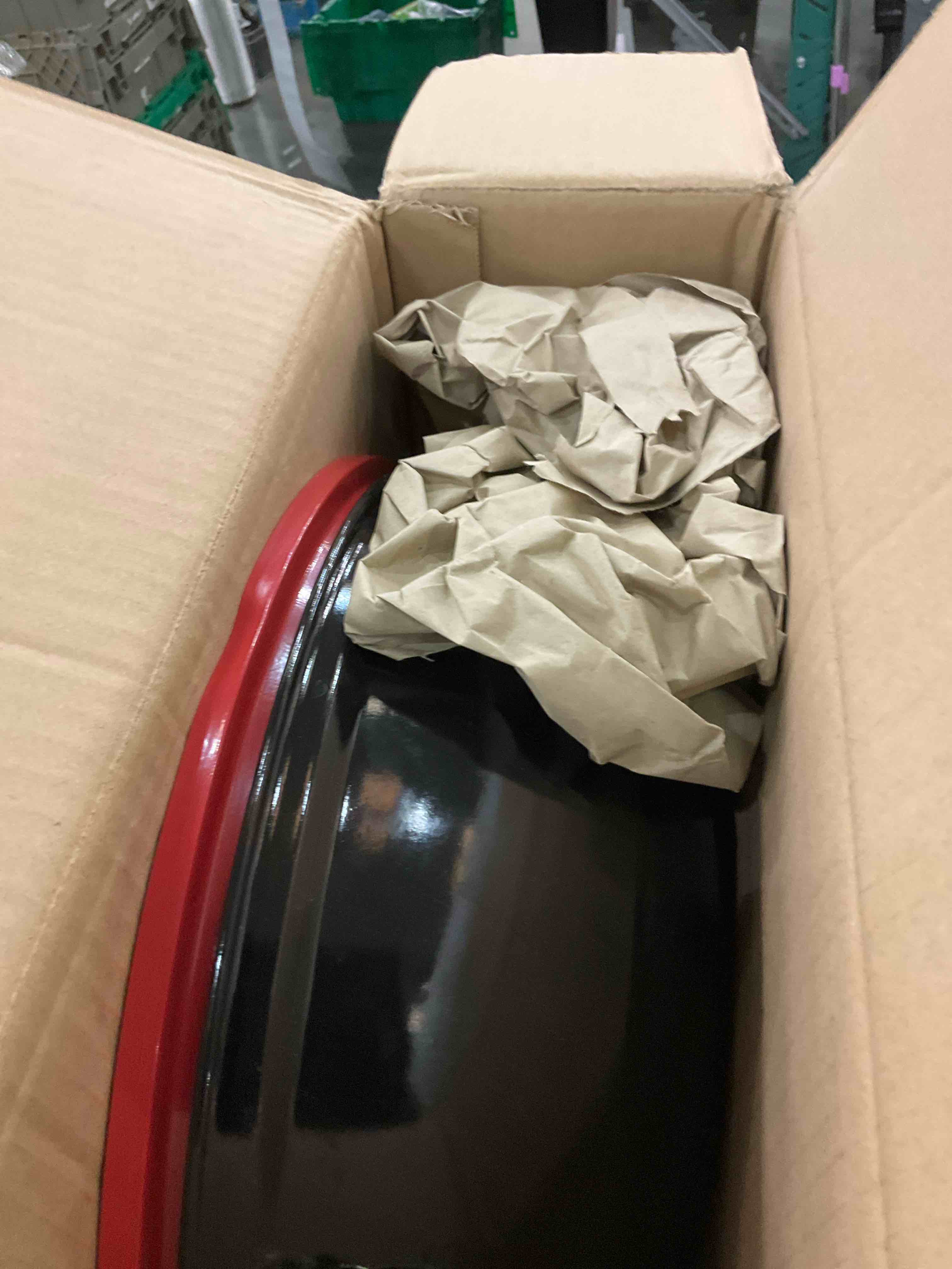 https://s3.amazonaws.com/lotting-images-prod/BargainHunt/EXS01565676_1717764929152.jpeg