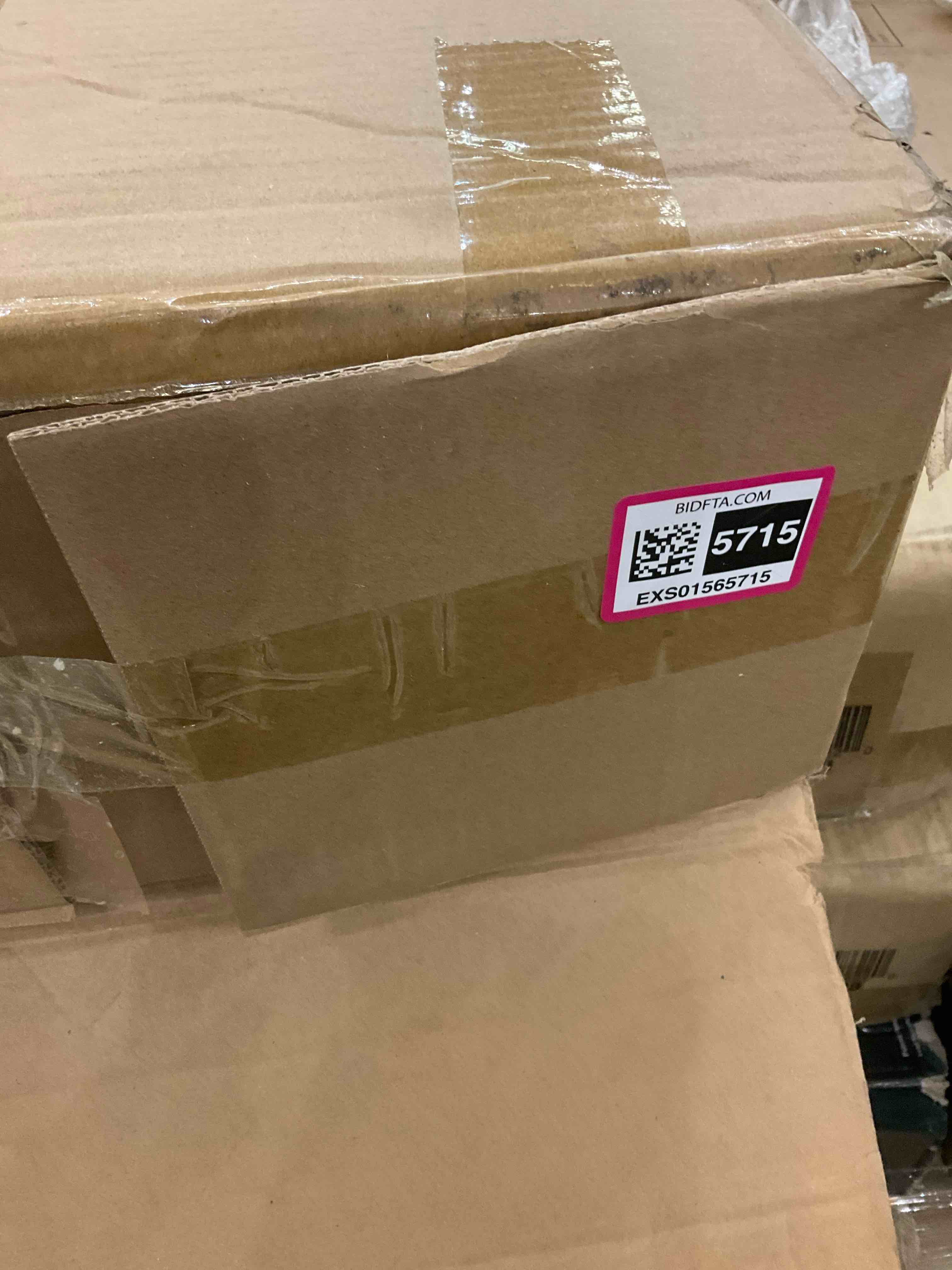 https://s3.amazonaws.com/lotting-images-prod/BargainHunt/EXS01565715_1717778831129.jpeg