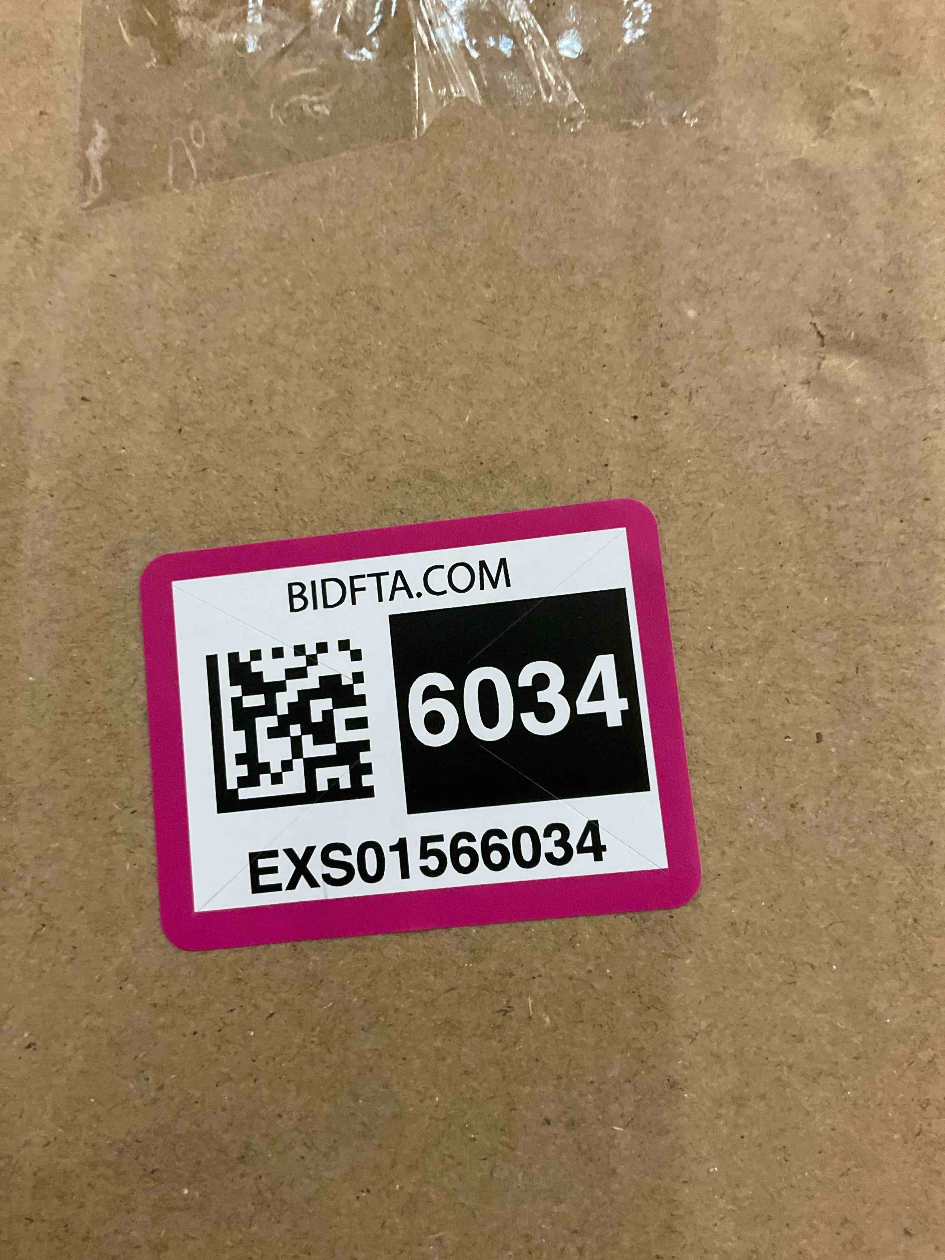 https://s3.amazonaws.com/lotting-images-prod/BargainHunt/EXS01566034_1715957119544.jpeg