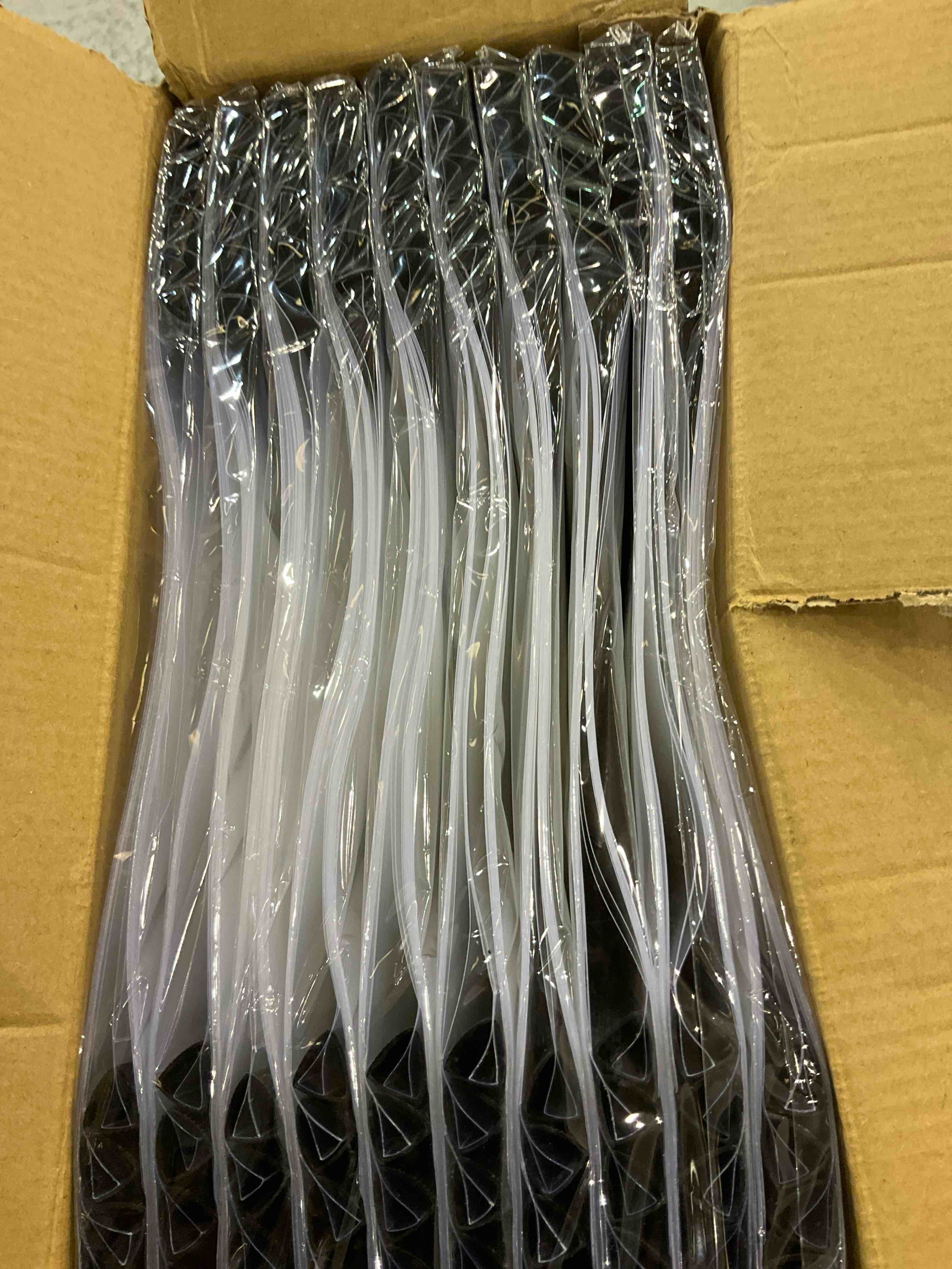 https://s3.amazonaws.com/lotting-images-prod/BargainHunt/EXS01566079_1715965530387.jpeg