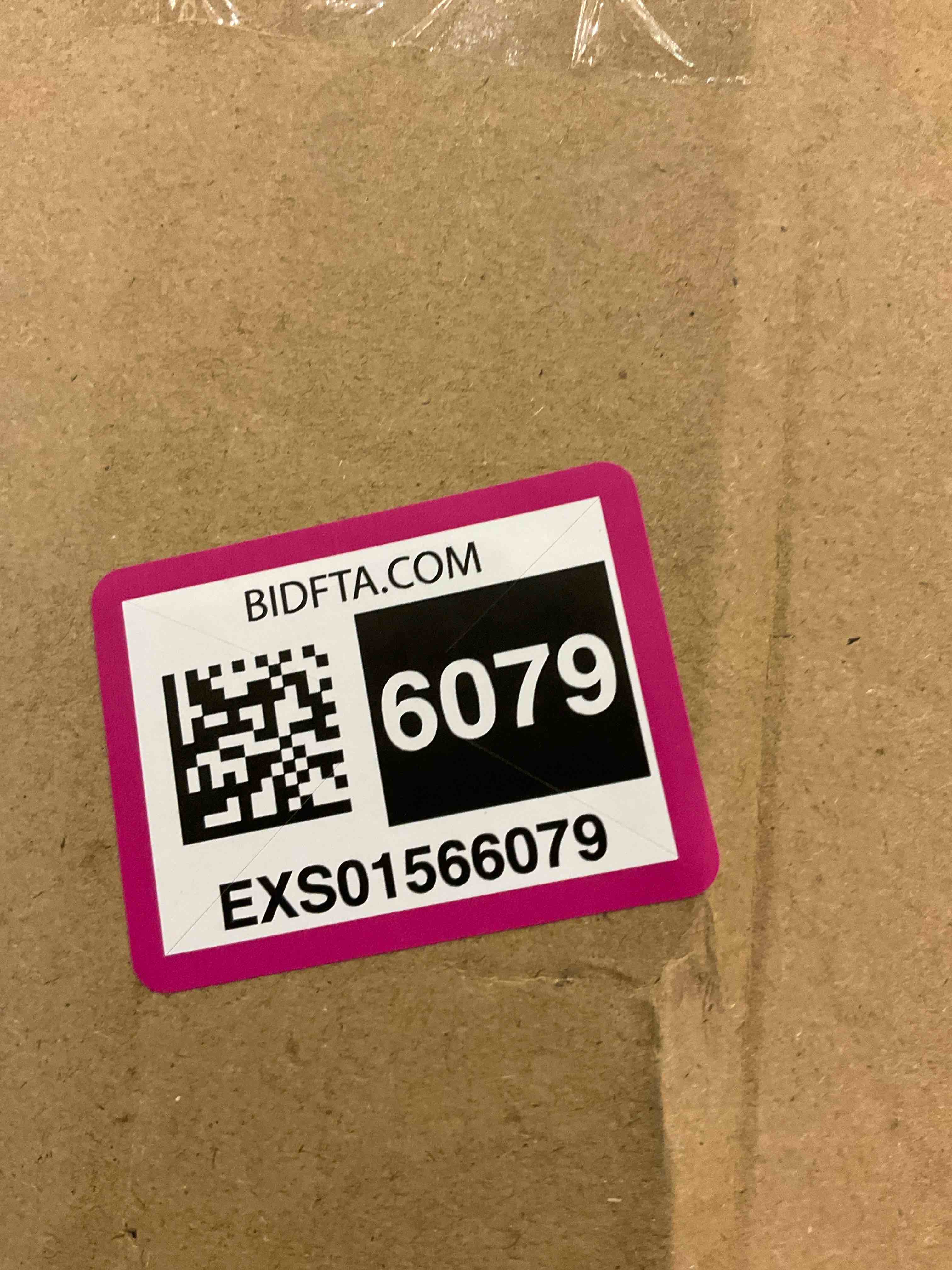 https://s3.amazonaws.com/lotting-images-prod/BargainHunt/EXS01566079_1715965550405.jpeg