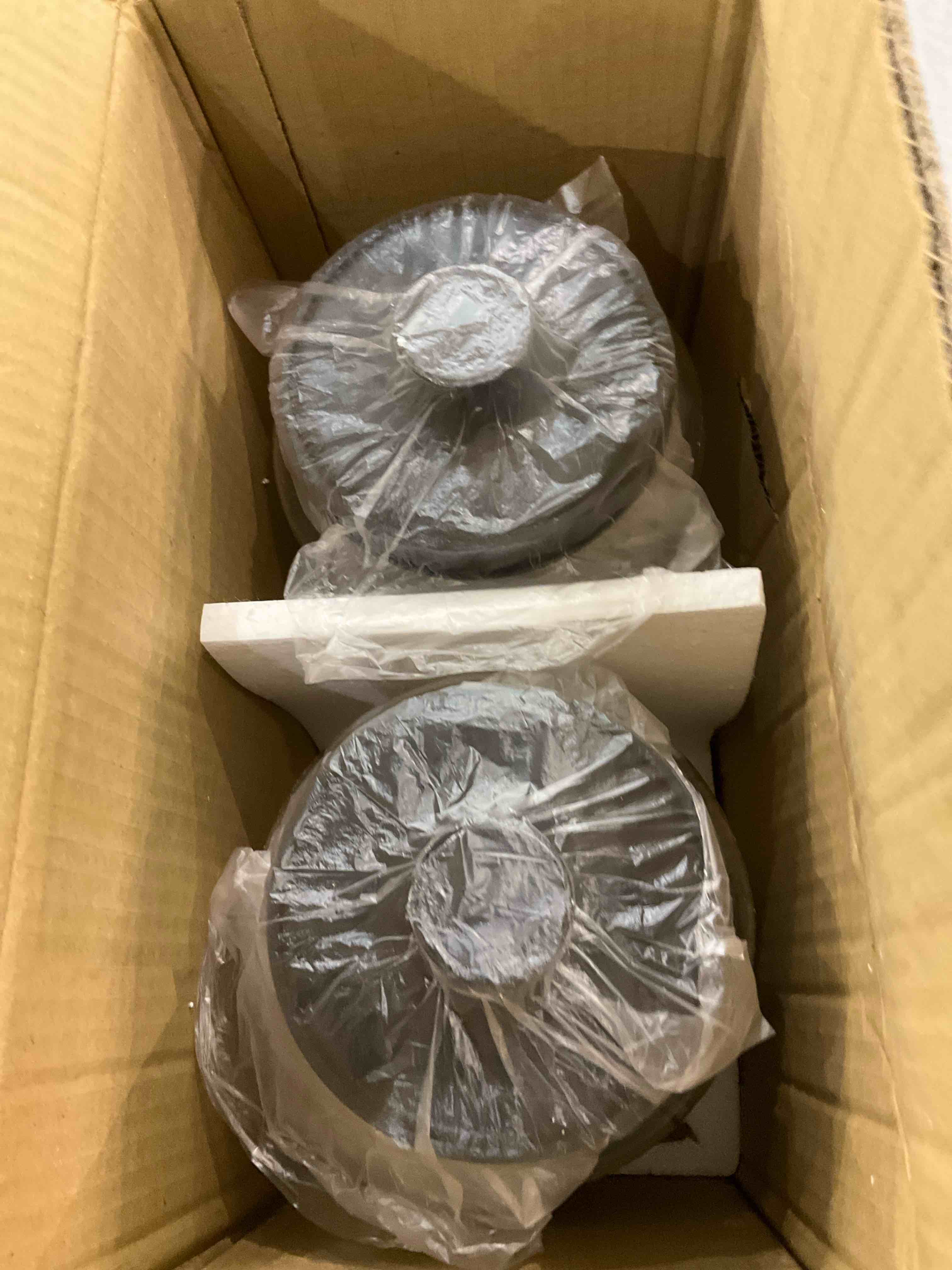 https://s3.amazonaws.com/lotting-images-prod/BargainHunt/EXS01566151_1716206566746.jpeg