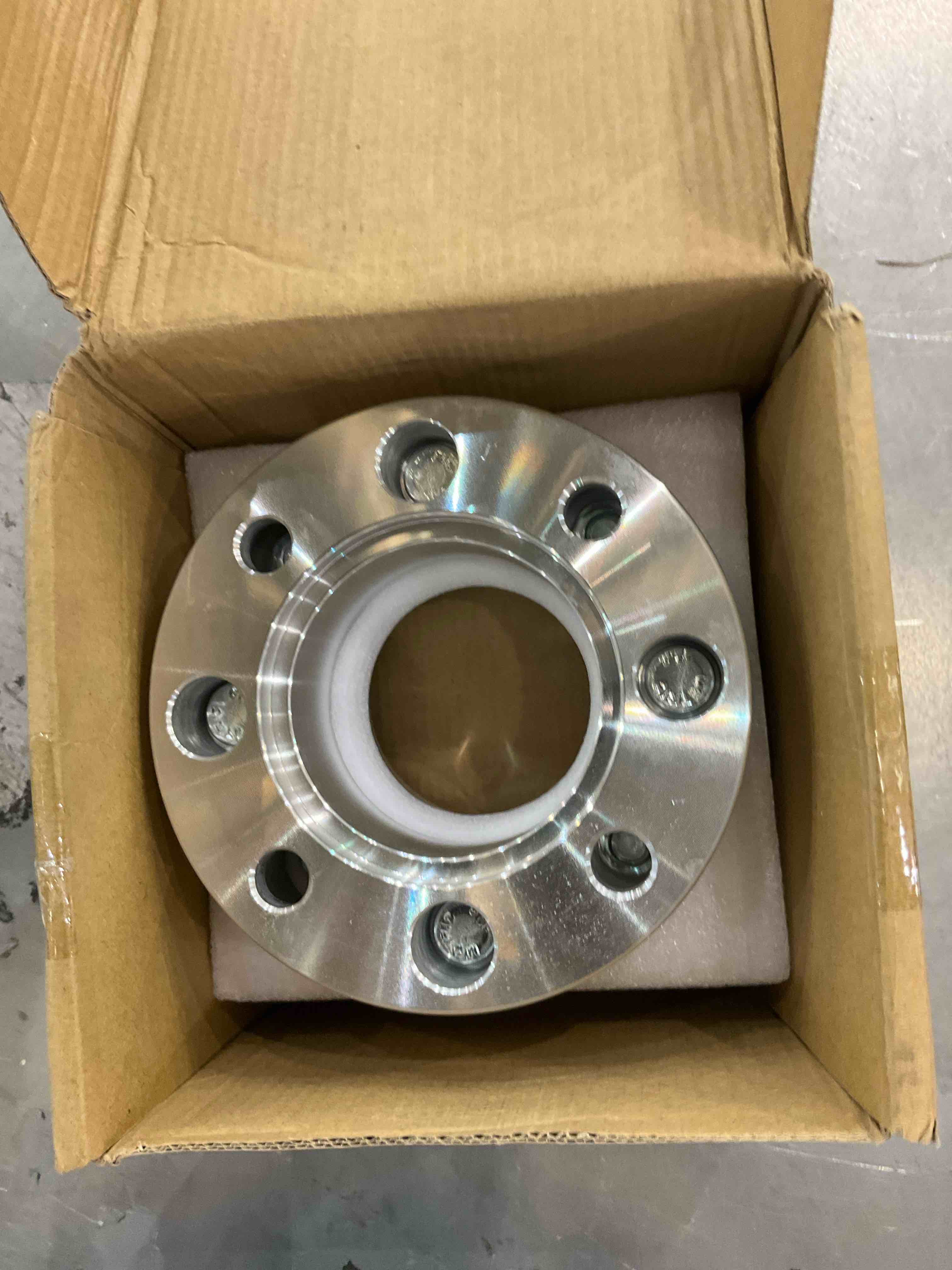 https://s3.amazonaws.com/lotting-images-prod/BargainHunt/EXS01566162_1716207564618.jpeg