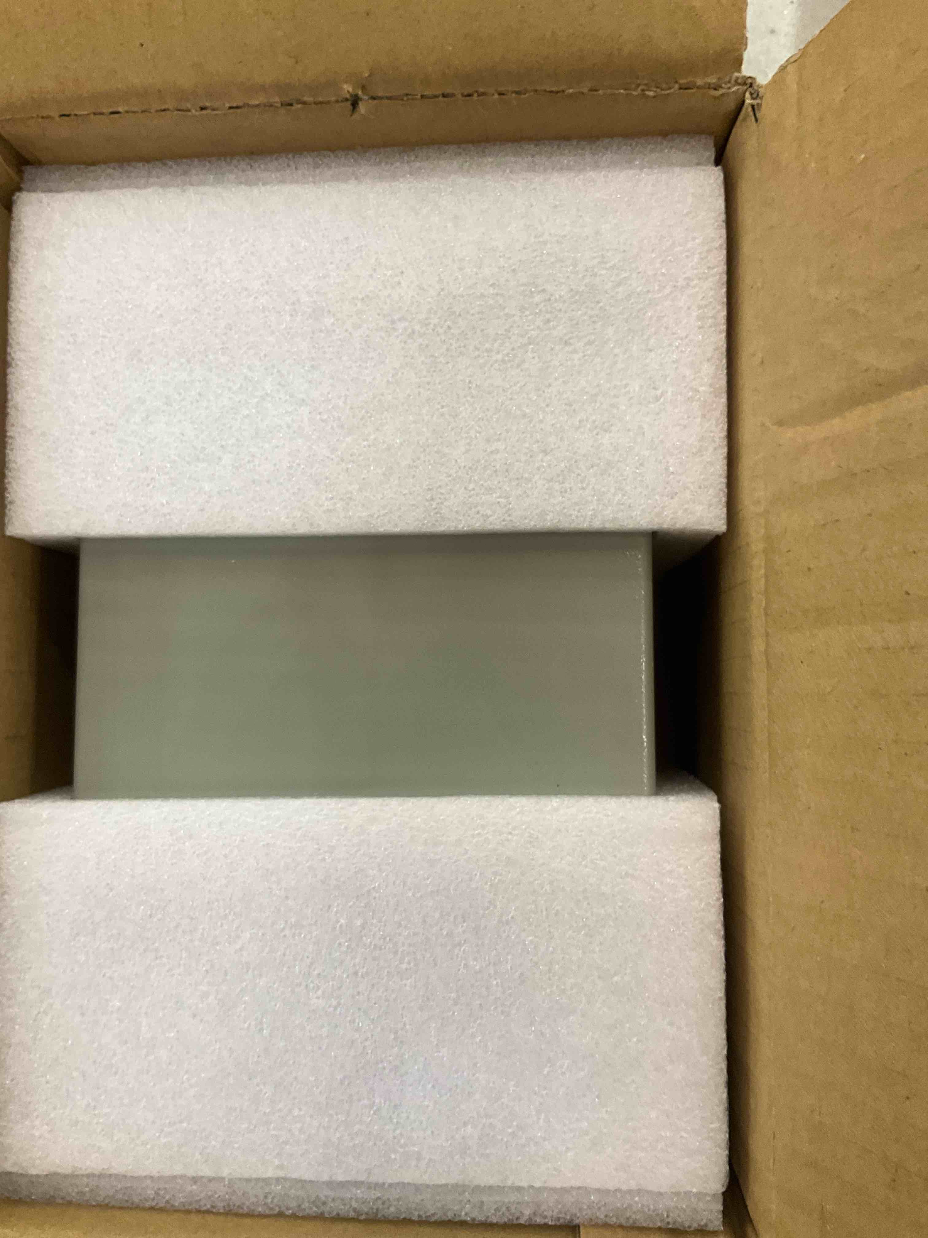 https://s3.amazonaws.com/lotting-images-prod/BargainHunt/EXS01566273_1716225239762.jpeg