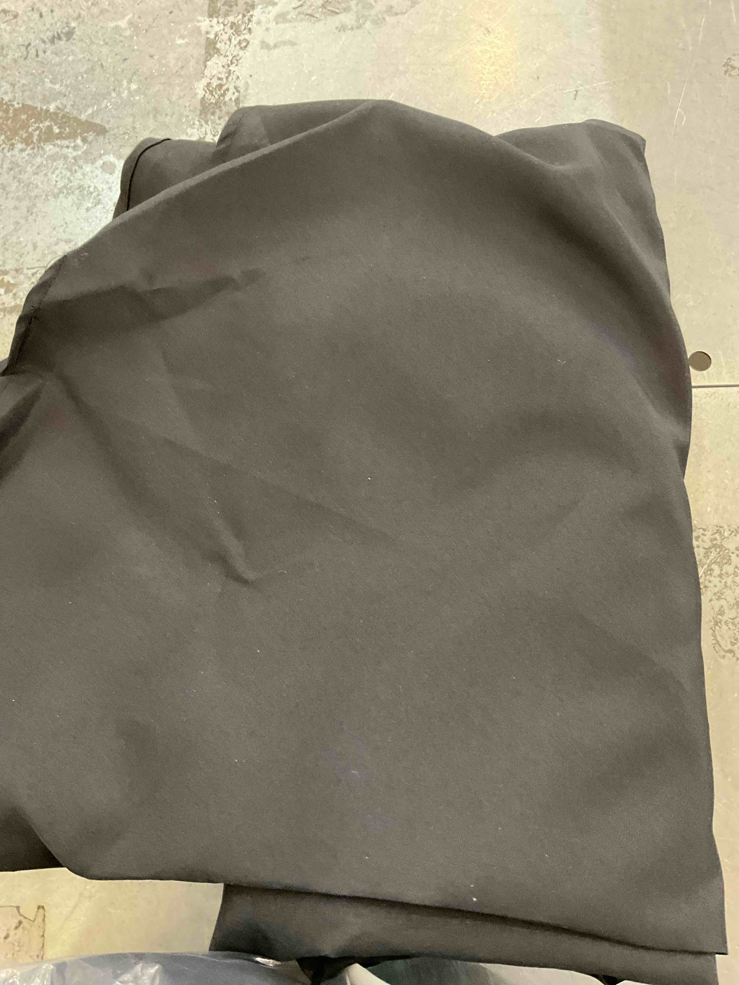 https://s3.amazonaws.com/lotting-images-prod/BargainHunt/EXS01566289_1716226902870.jpeg