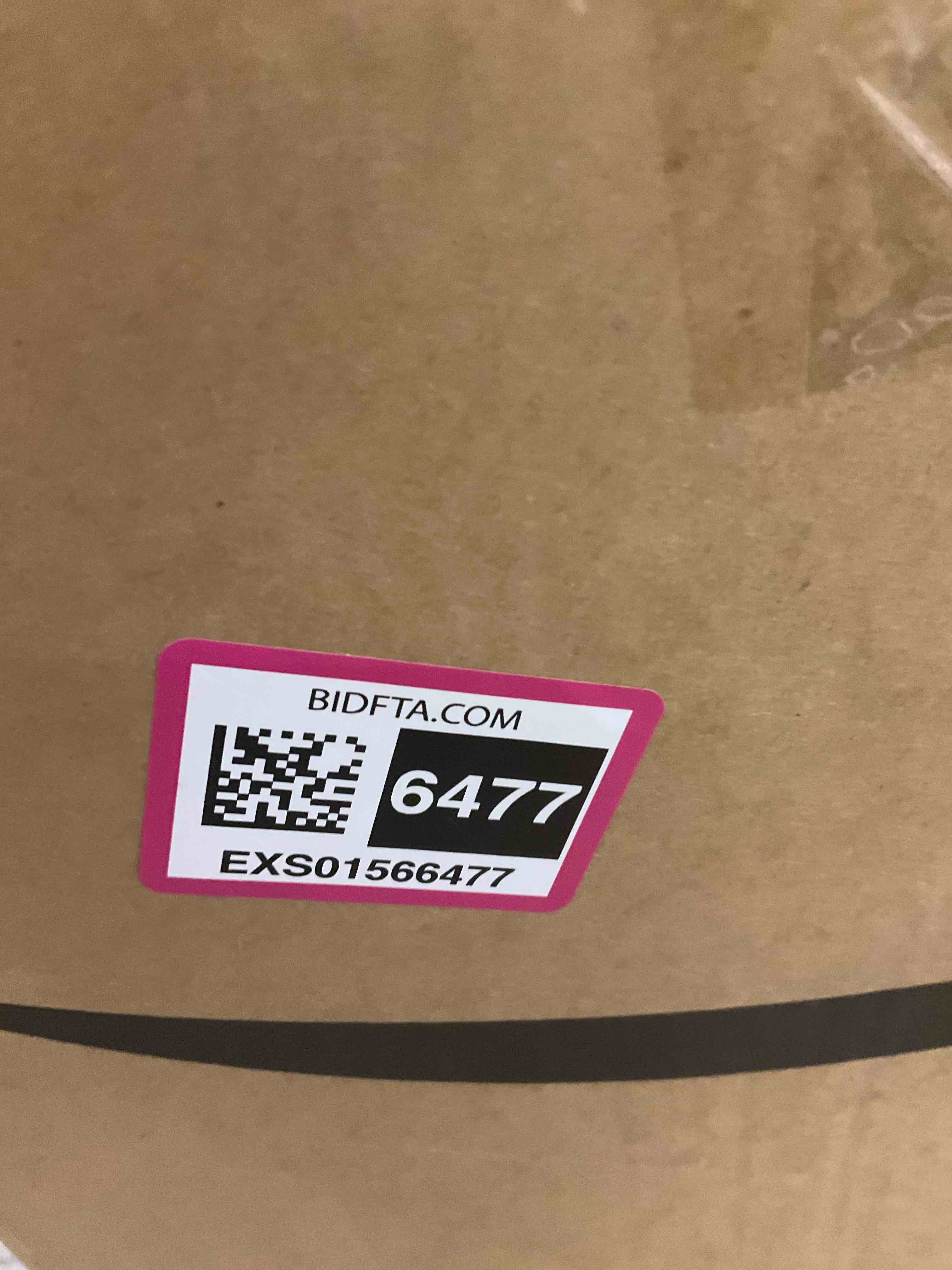 https://s3.amazonaws.com/lotting-images-prod/BargainHunt/EXS01566477_1716381165726.jpeg