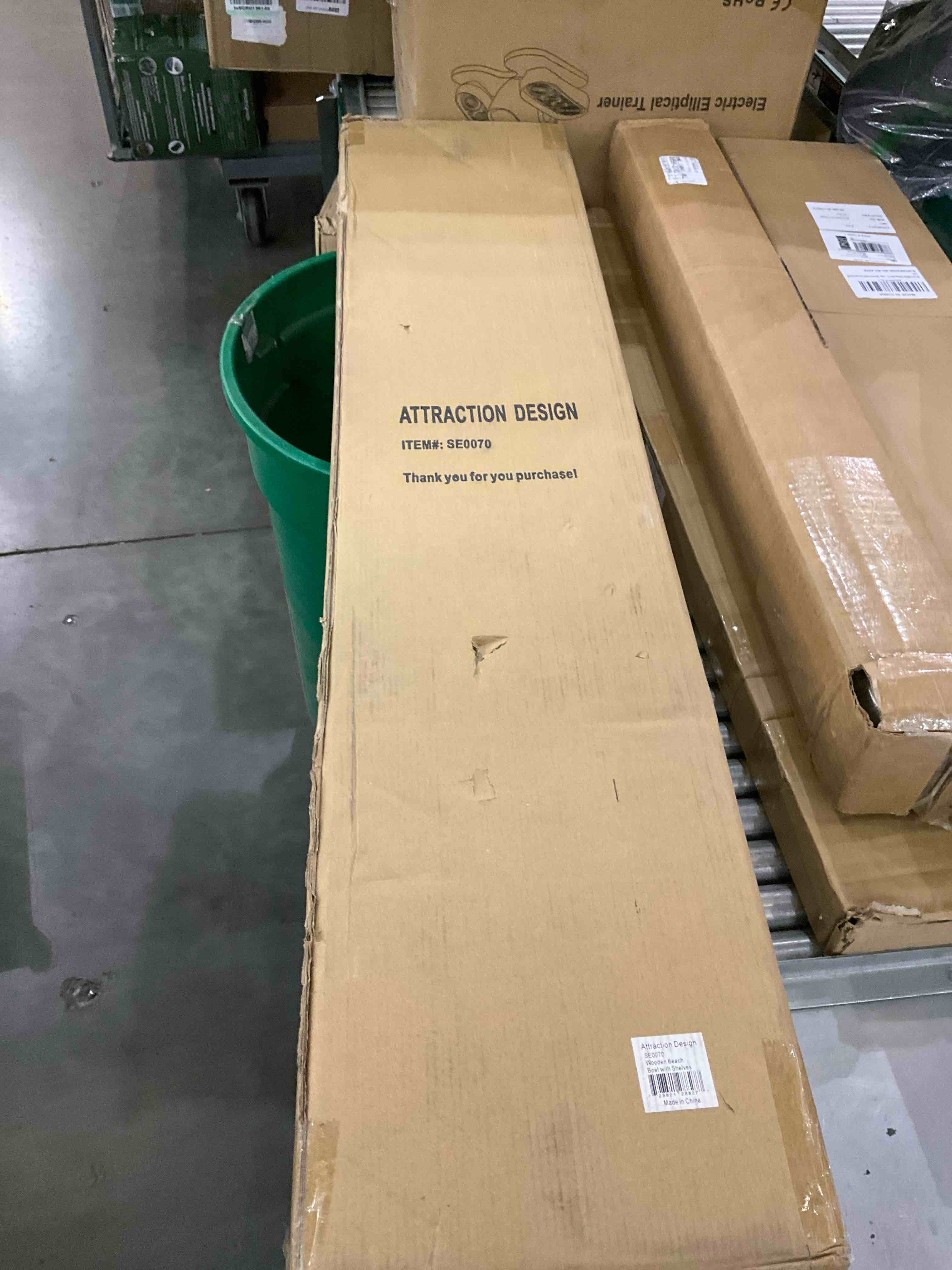 https://s3.amazonaws.com/lotting-images-prod/BargainHunt/EXS01566505_1715959641303.jpeg