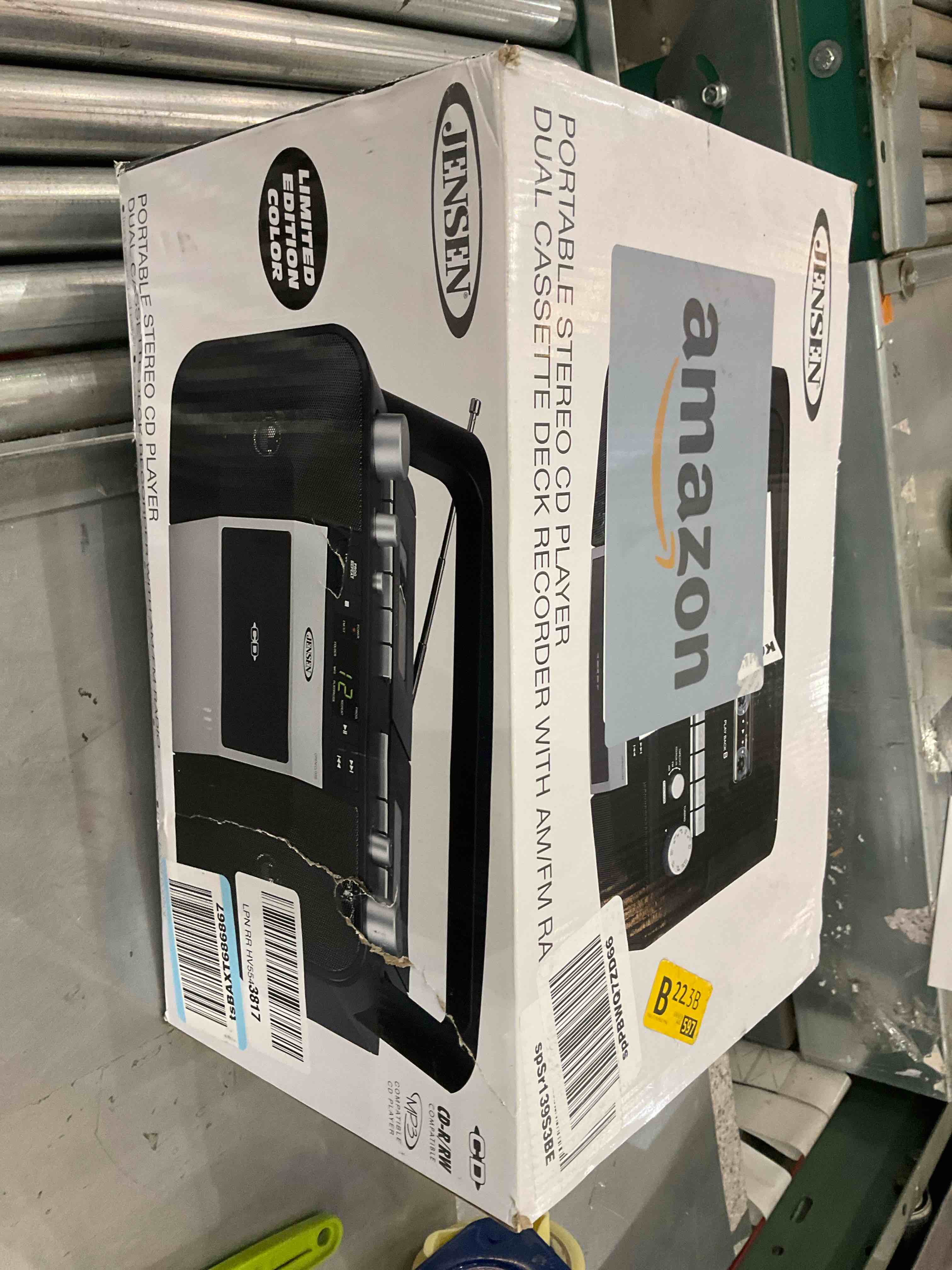 https://s3.amazonaws.com/lotting-images-prod/BargainHunt/EXS01566663_1716298440732.jpeg