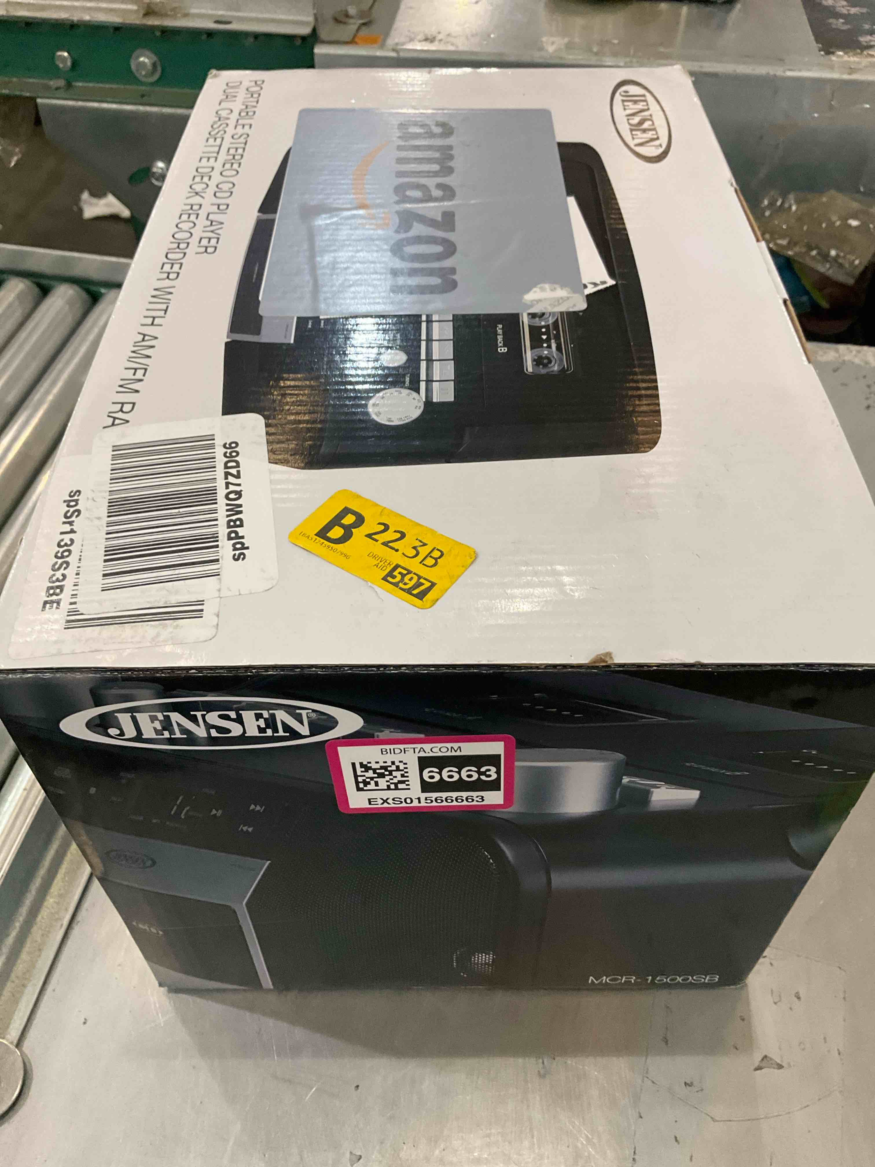 https://s3.amazonaws.com/lotting-images-prod/BargainHunt/EXS01566663_1716298480585.jpeg