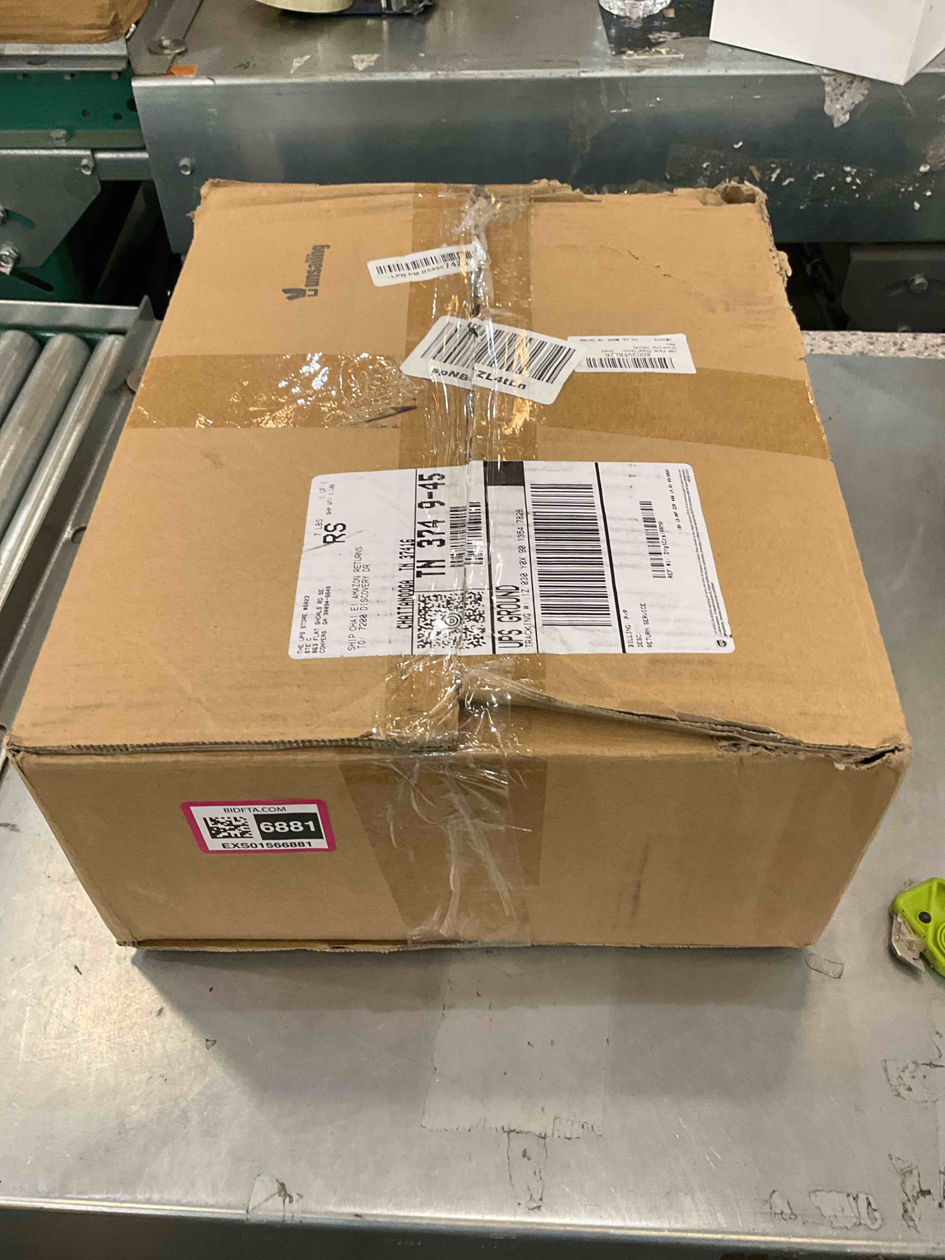 https://s3.amazonaws.com/lotting-images-prod/BargainHunt/EXS01566881_1716399638083.jpeg