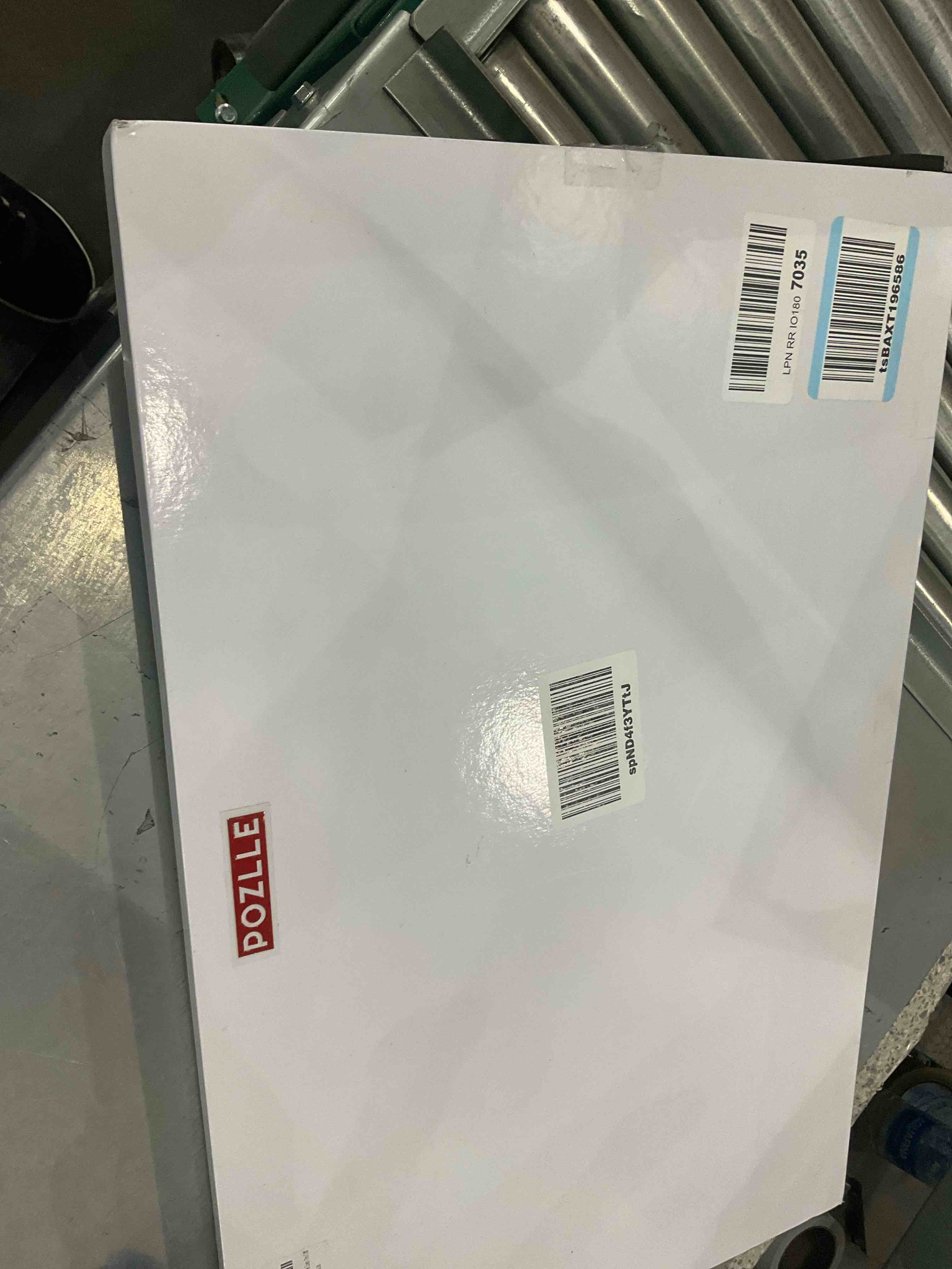 https://s3.amazonaws.com/lotting-images-prod/BargainHunt/EXS01566954_1716549655644.jpeg