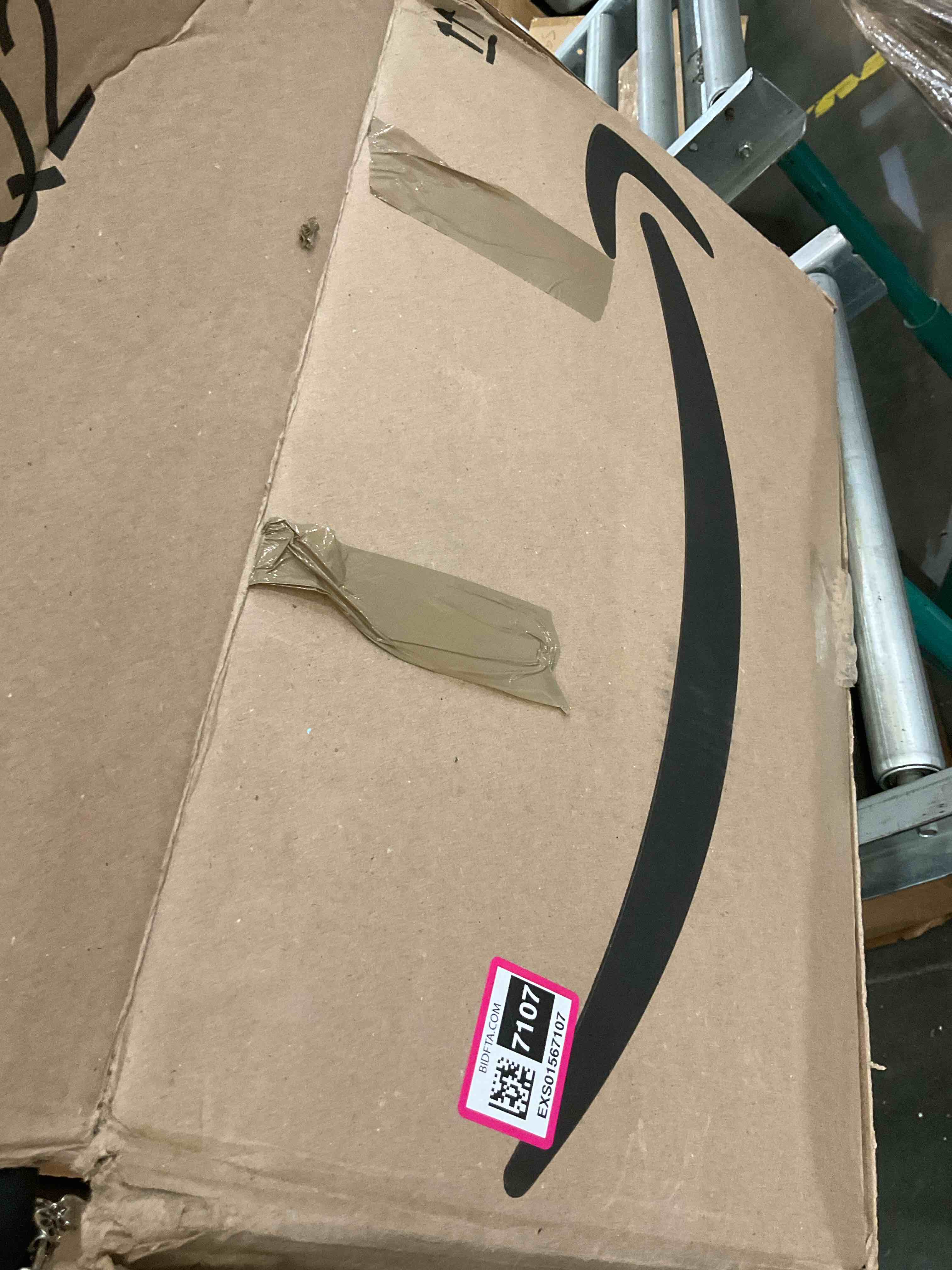 https://s3.amazonaws.com/lotting-images-prod/BargainHunt/EXS01567107_1717699649342.jpeg
