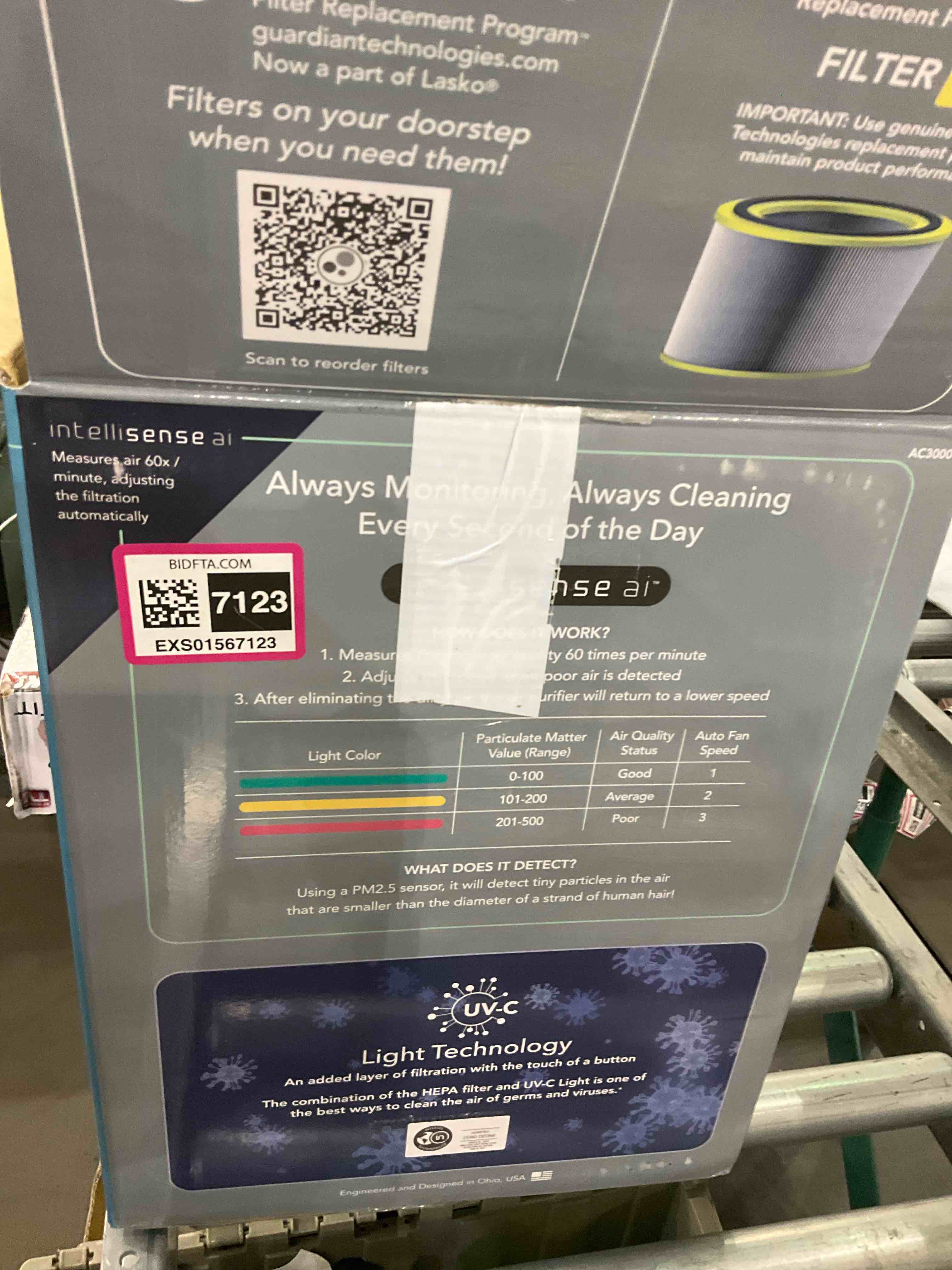 https://s3.amazonaws.com/lotting-images-prod/BargainHunt/EXS01567123_1717759914226.jpeg