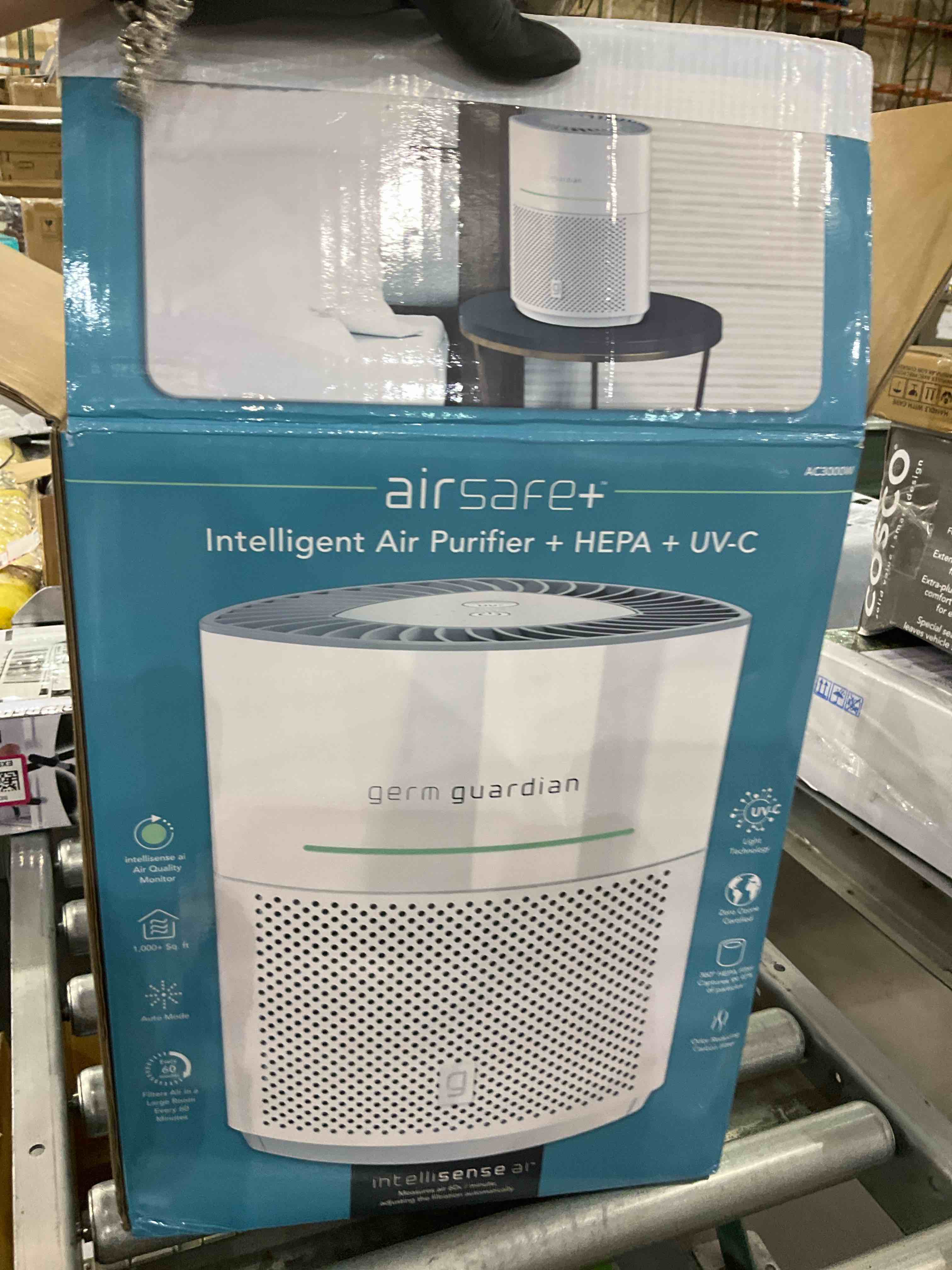 https://s3.amazonaws.com/lotting-images-prod/BargainHunt/EXS01567123_1717759916413.jpeg