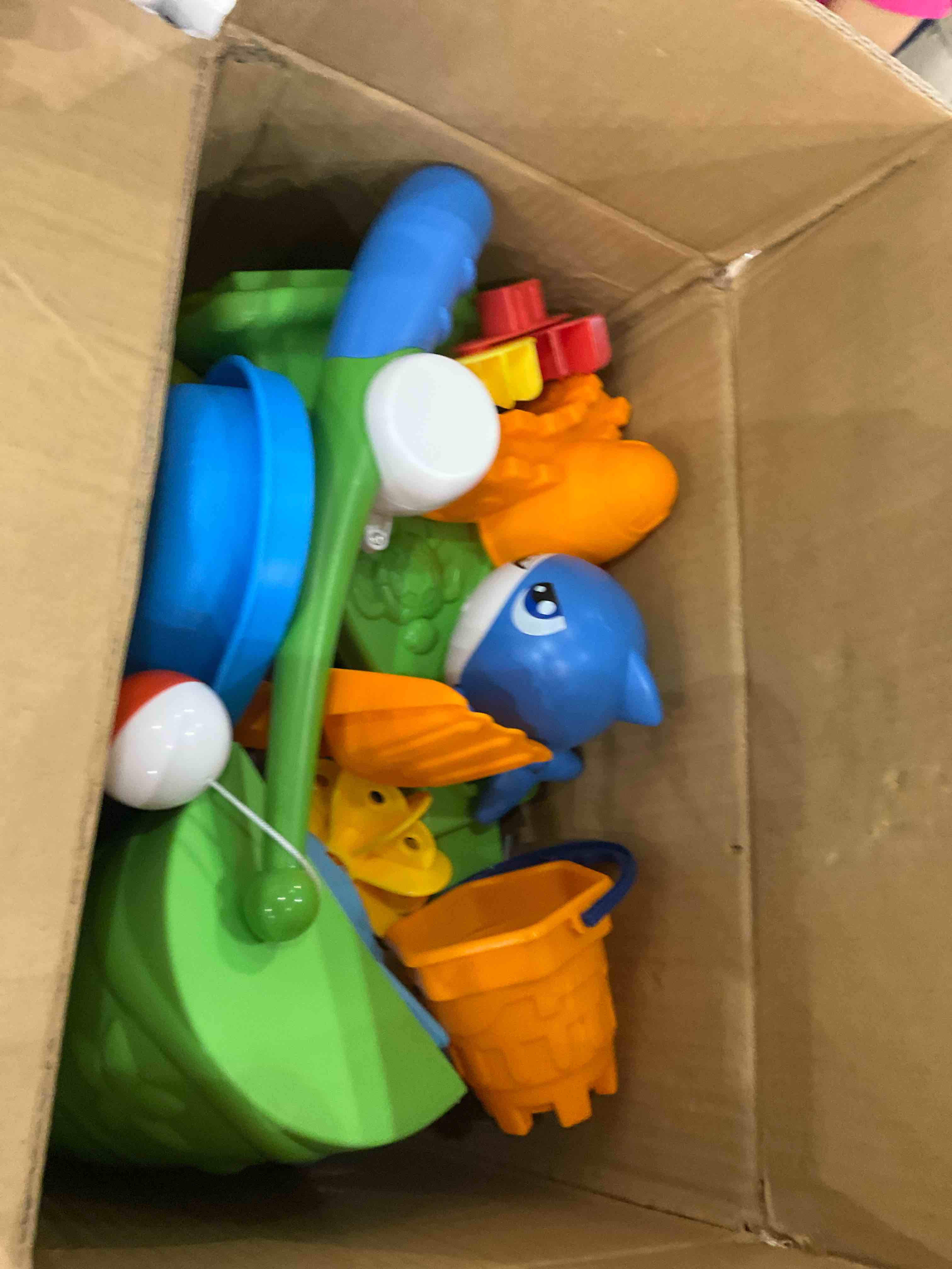 https://s3.amazonaws.com/lotting-images-prod/BargainHunt/EXS01567442_1718364483478.jpeg