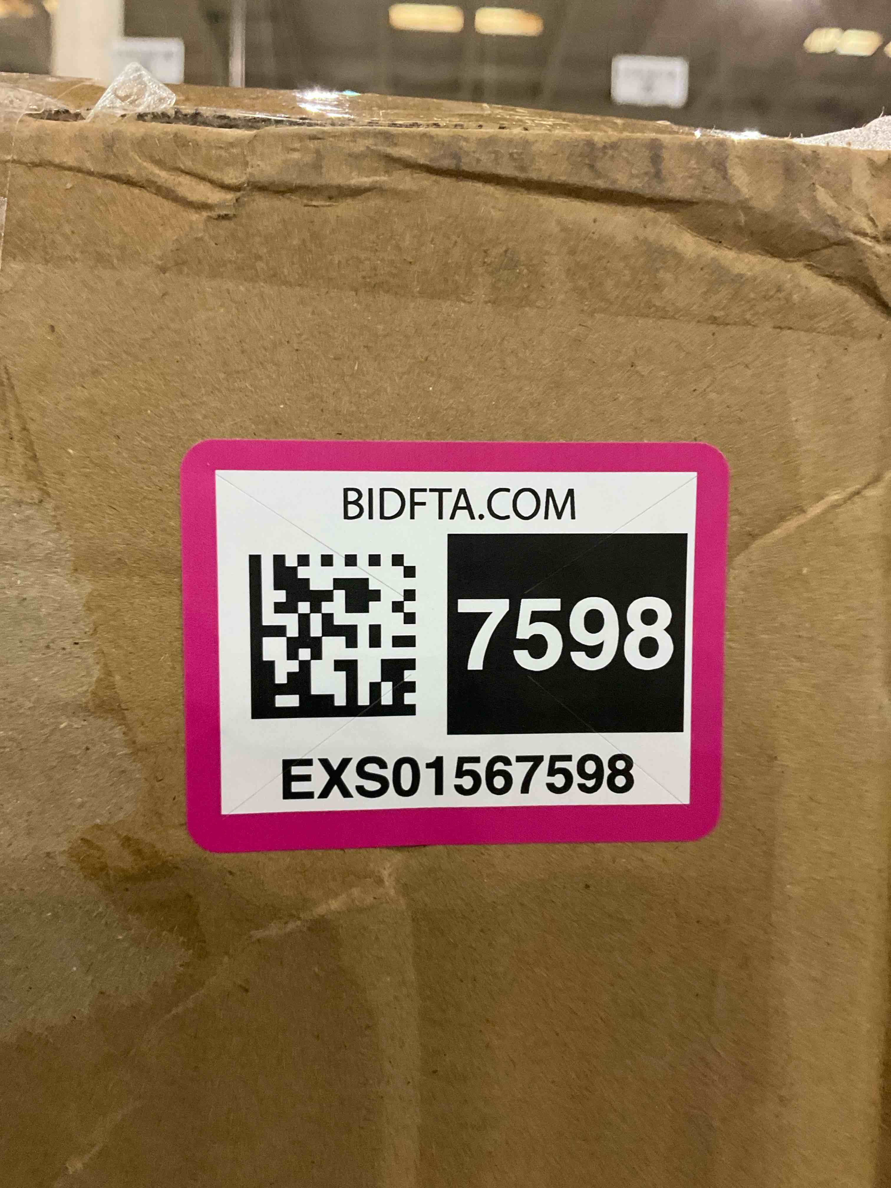 https://s3.amazonaws.com/lotting-images-prod/BargainHunt/EXS01567598_1715955041084.jpeg